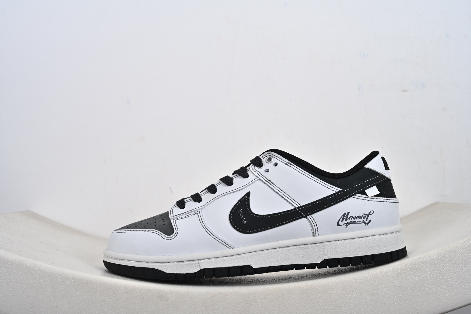 NIKE DUNK LOW RETRO 白黑联名 WB0414-026