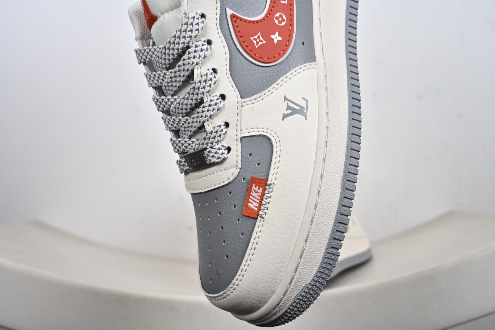 Nike Air Force1 07 low LV联名 JP8028-070