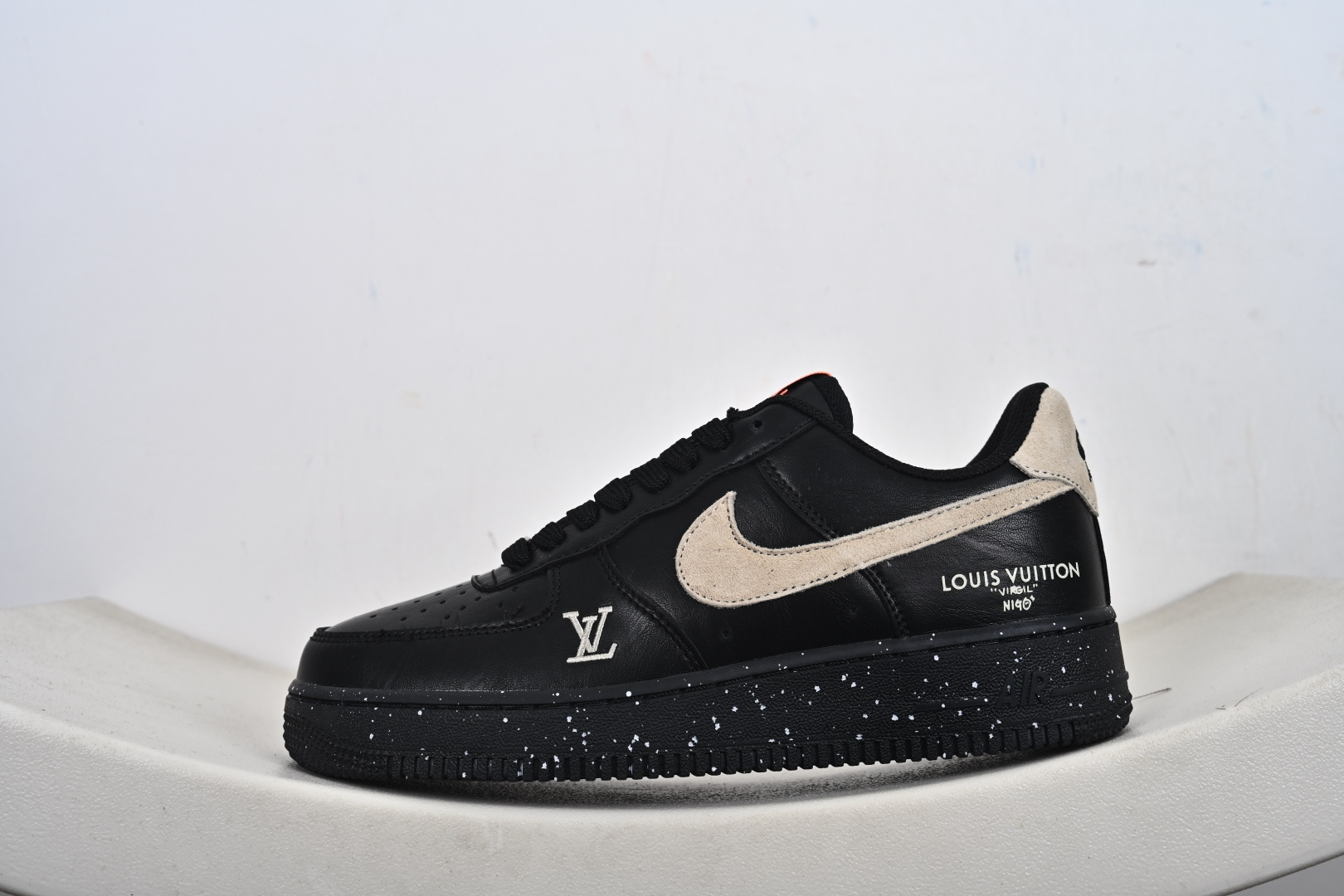 NIke Air Force 1 '07 Low “LV联名--墨黑星点” 空军一号低帮 运动鞋 休闲鞋 NH0601-586