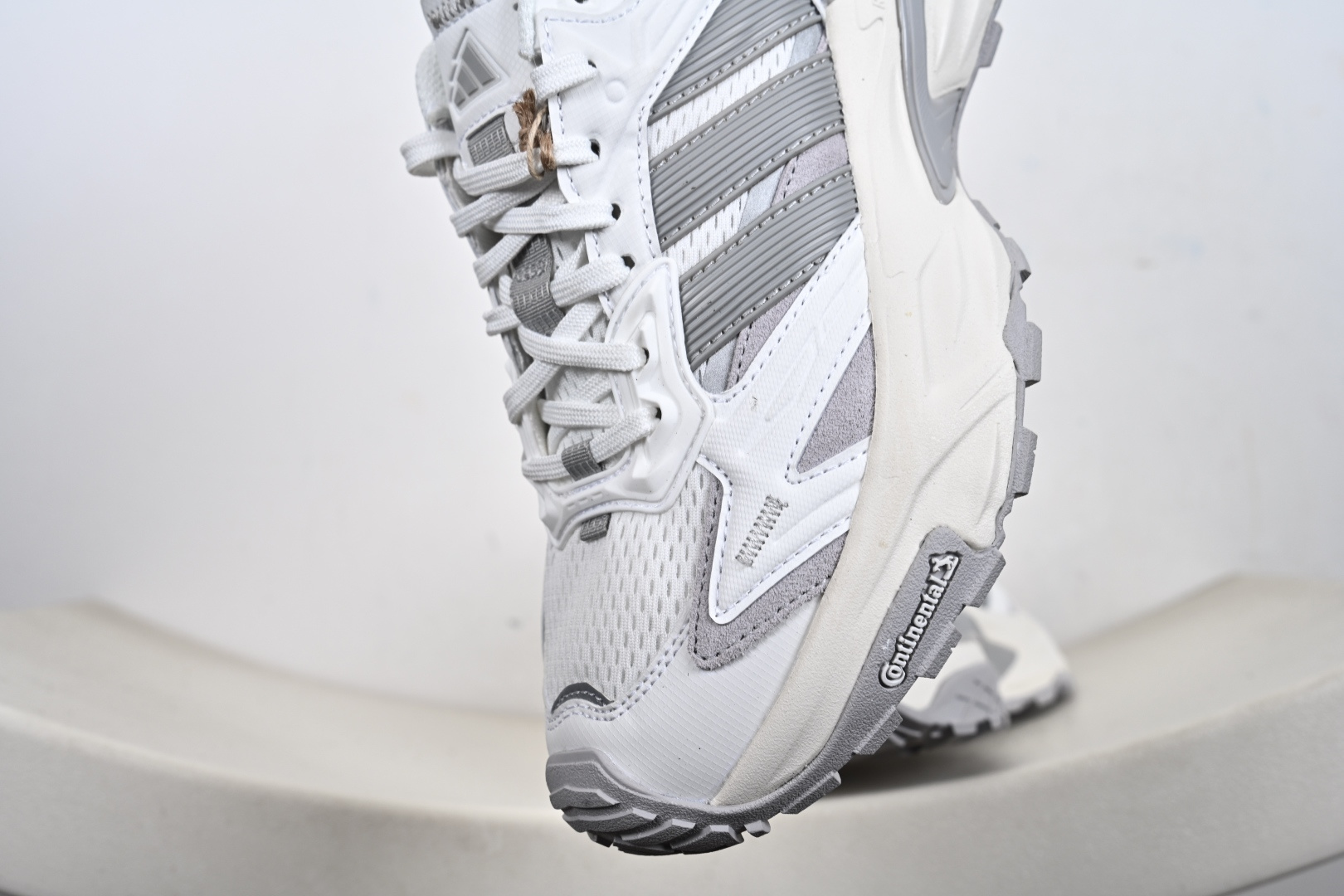 200 升级版 AdidXLG StoEdge 阿迪复古透气休闲老爹鞋 JS0059 JQ4083-Chinese UA Cheap High Quatity Brand Clothes Bags handbags Sneakers wholesale wholesaler seller from China Factory suppliers Fashion Clothing Shoes best Quality Beautiful Price 200 升级版 AdidXLG StoEdge 阿迪复古透气休闲老爹鞋 JS0059 JQ4083