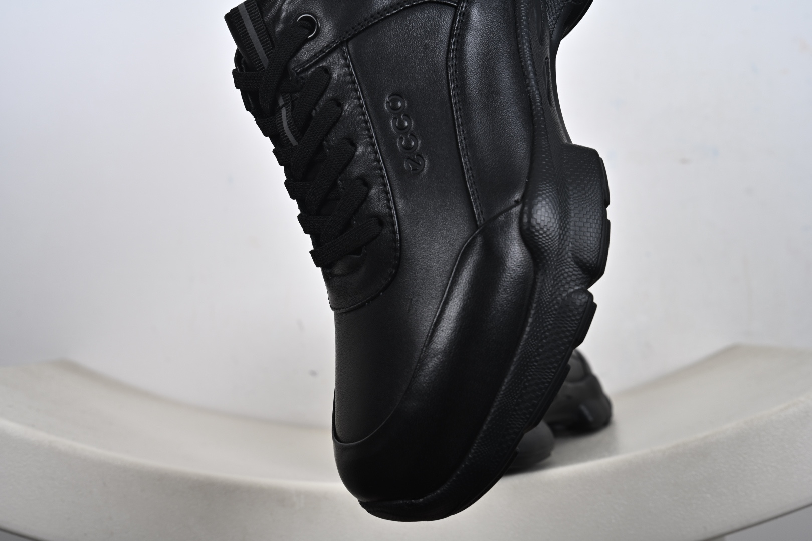 广东纯原版本Ecco 爱步 正装休闲系列男士套脚鞋 882517-010