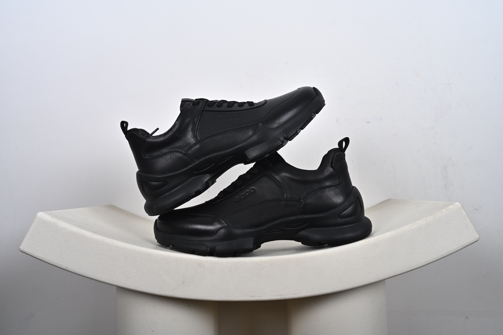 广东纯原版本Ecco 爱步 正装休闲系列男士套脚鞋 882517-010