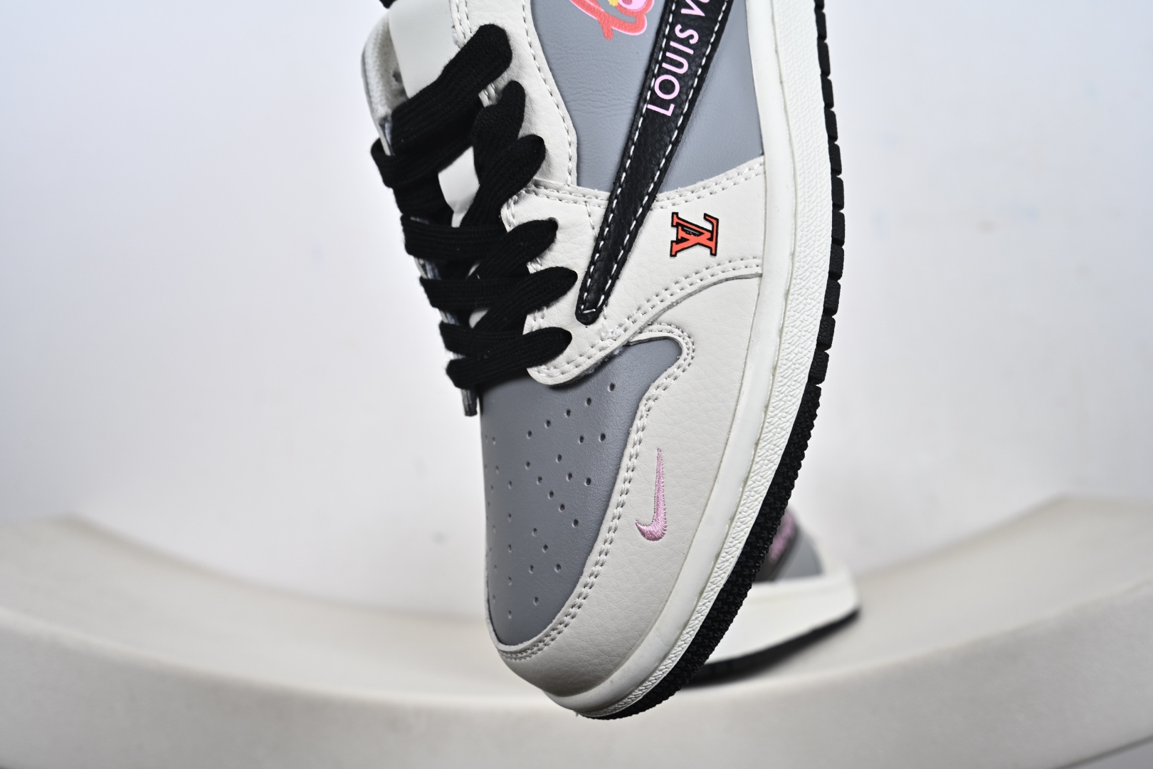 Air Jordan 1 Low AJ1 乔1 高端定制 低帮复古篮球鞋 DZ2688-005