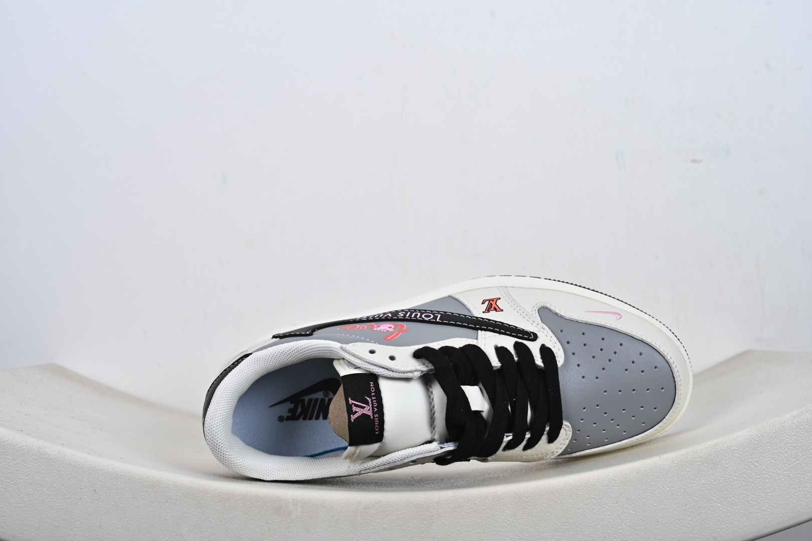 Air Jordan 1 Low AJ1 乔1 高端定制 低帮复古篮球鞋 DZ2688-005