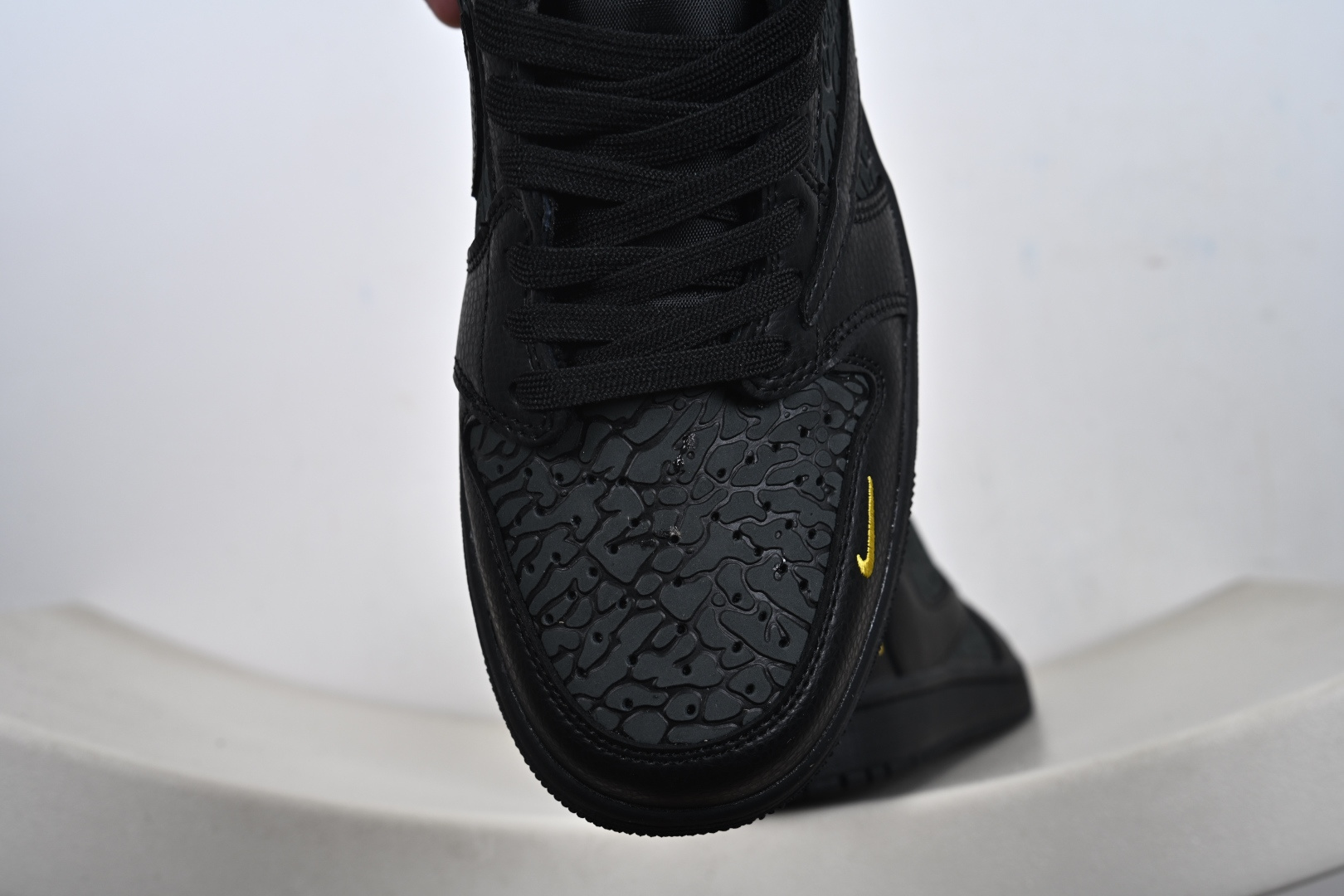 260 Nike Air Jordan 1 x Travis Scott AJ1倒勾 乔一倒钩 ‘DIY’定制 耐克 低帮文化篮球鞋 DZ5899-043-Chinese UA Cheap High Quatity Brand Clothes Bags handbags Sneakers wholesale wholesaler seller from China Factory suppliers Fashion Clothing Shoes best Quality Beautiful Price 260 Nike Air Jordan 1 x Travis Scott AJ1倒勾 乔一倒钩 ‘DIY’定制 耐克 低帮文化篮球鞋 DZ5899-043