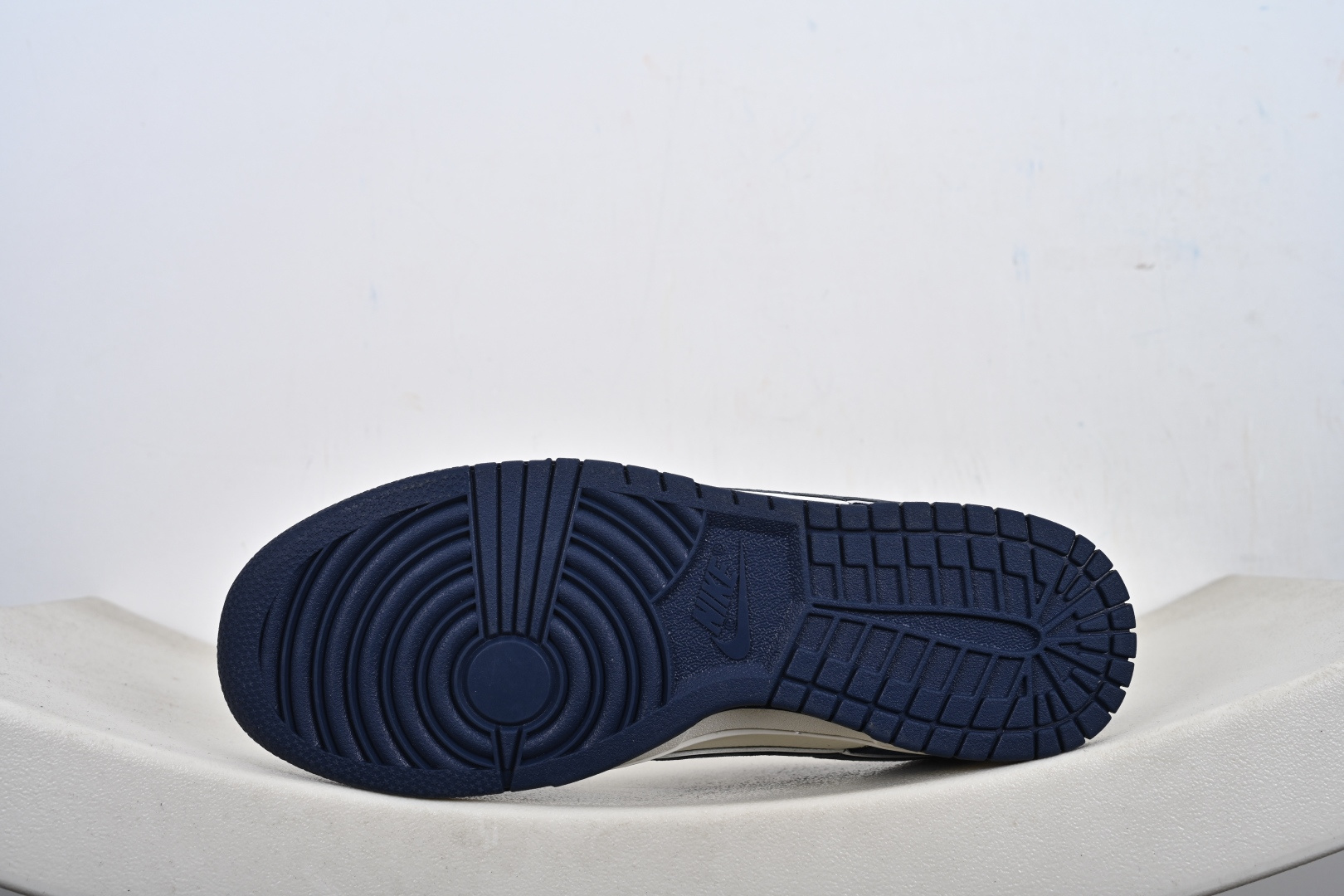 Nike SB Dunk Low 北面联名 米灰蓝笑脸 周年高端定制 低帮休闲板鞋 MN1688-102