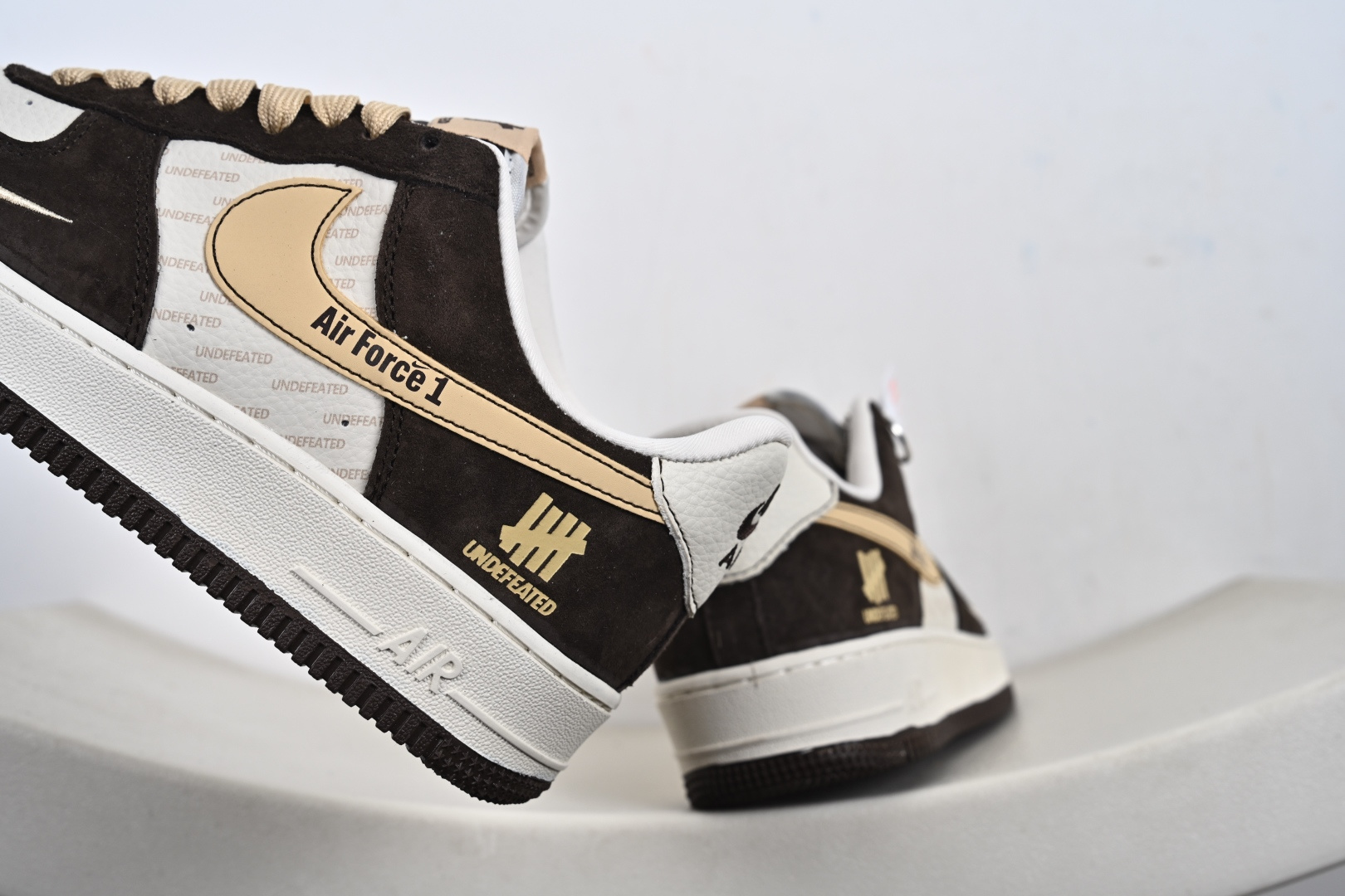 Nike Air Force 1'07 Low 联名 棕白金 空军一号低帮休闲板鞋 KD1688-001