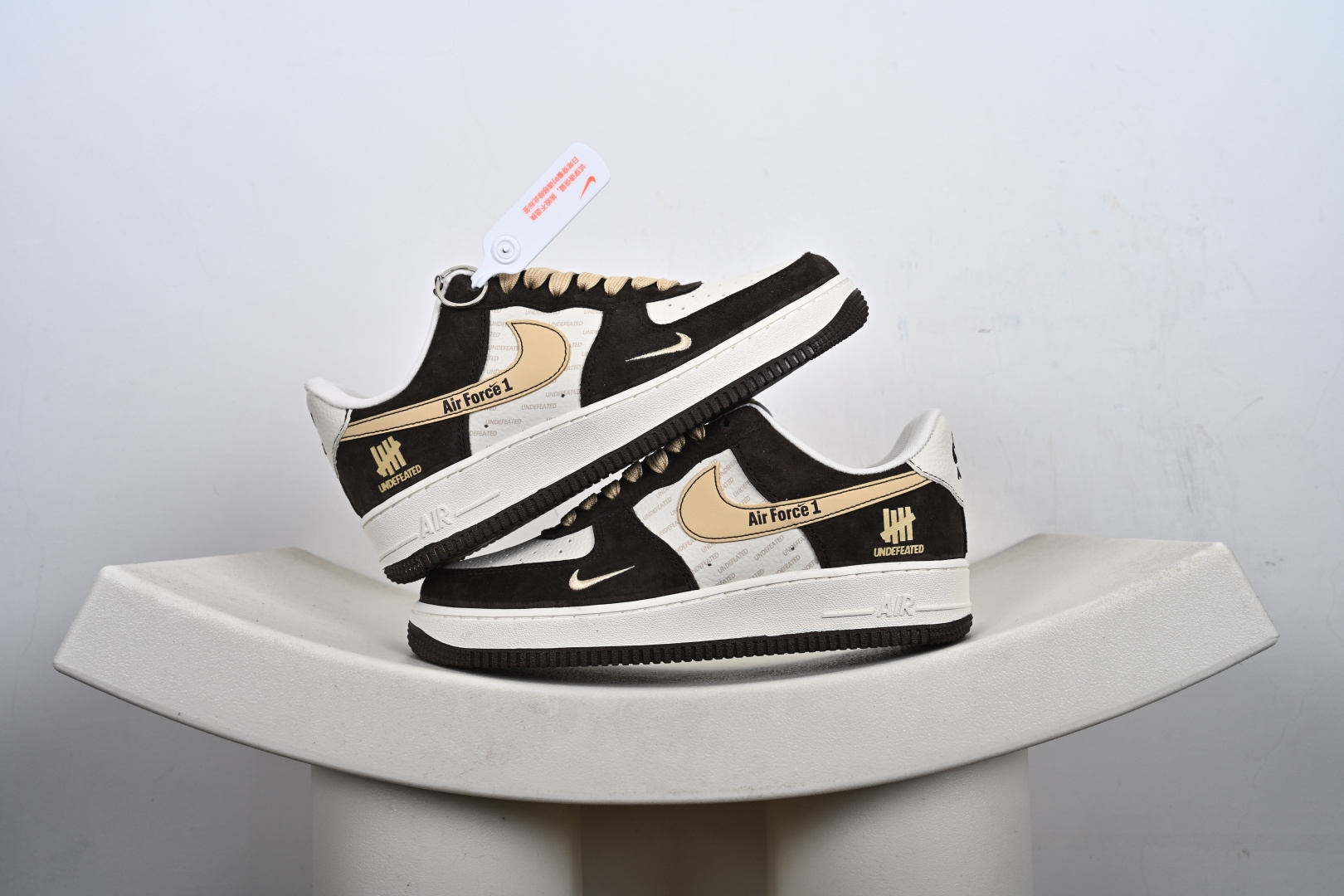 Nike Air Force 1’07 Low 联名 棕白金 空军一号低帮休闲板鞋 KD1688-001