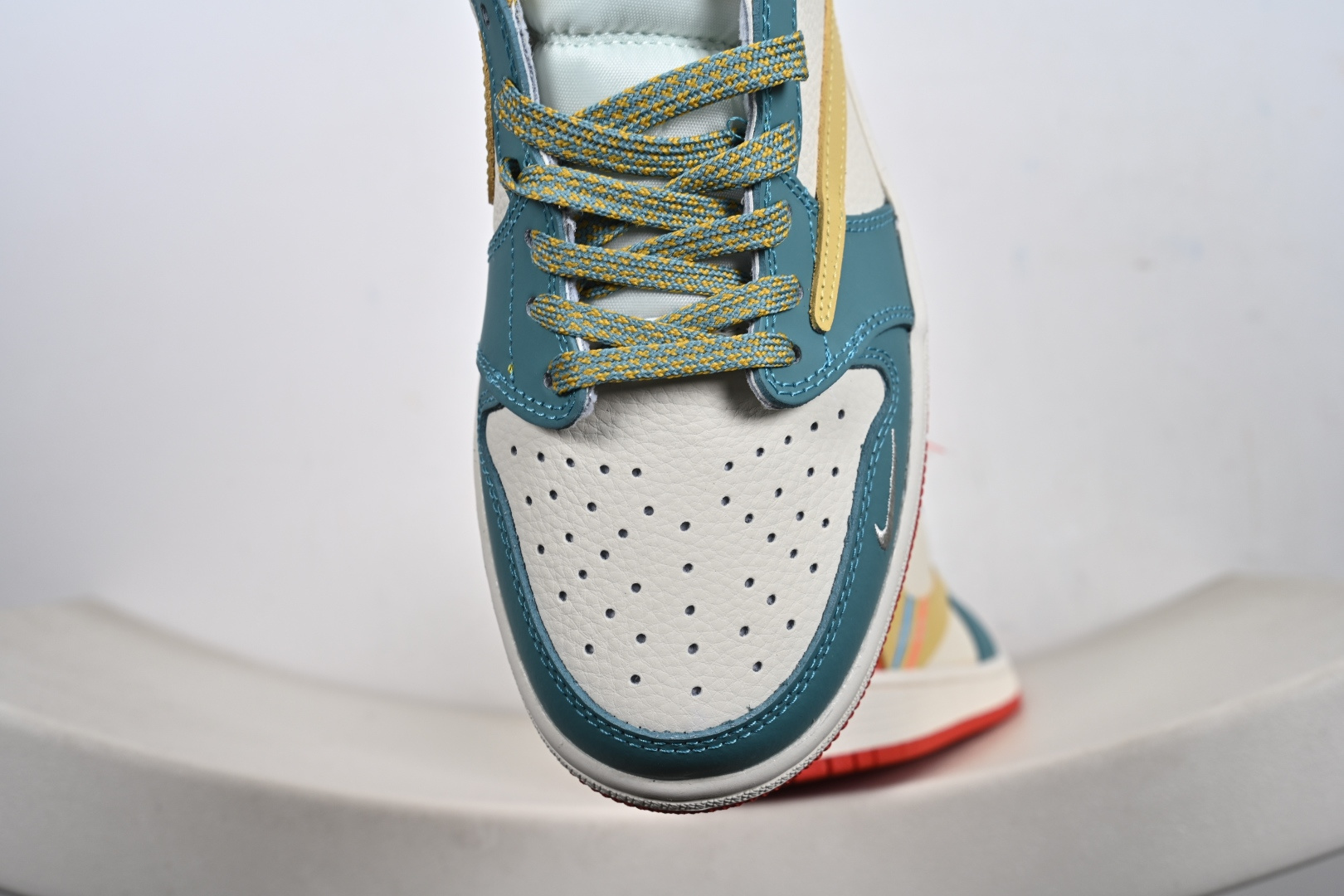 Gucci x Travis Scott x Air Jordan 1 Low AJ1 乔丹1代低帮倒钩古驰联名多彩拼接 XB1979-025