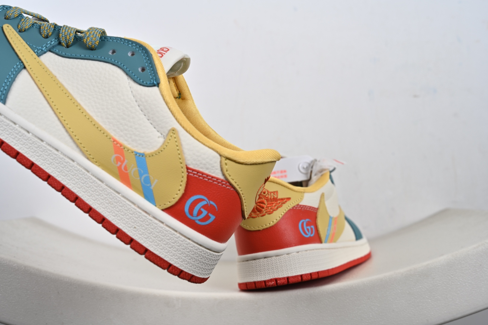 Gucci x Travis Scott x Air Jordan 1 Low AJ1 乔丹1代低帮倒钩古驰联名多彩拼接 XB1979-025