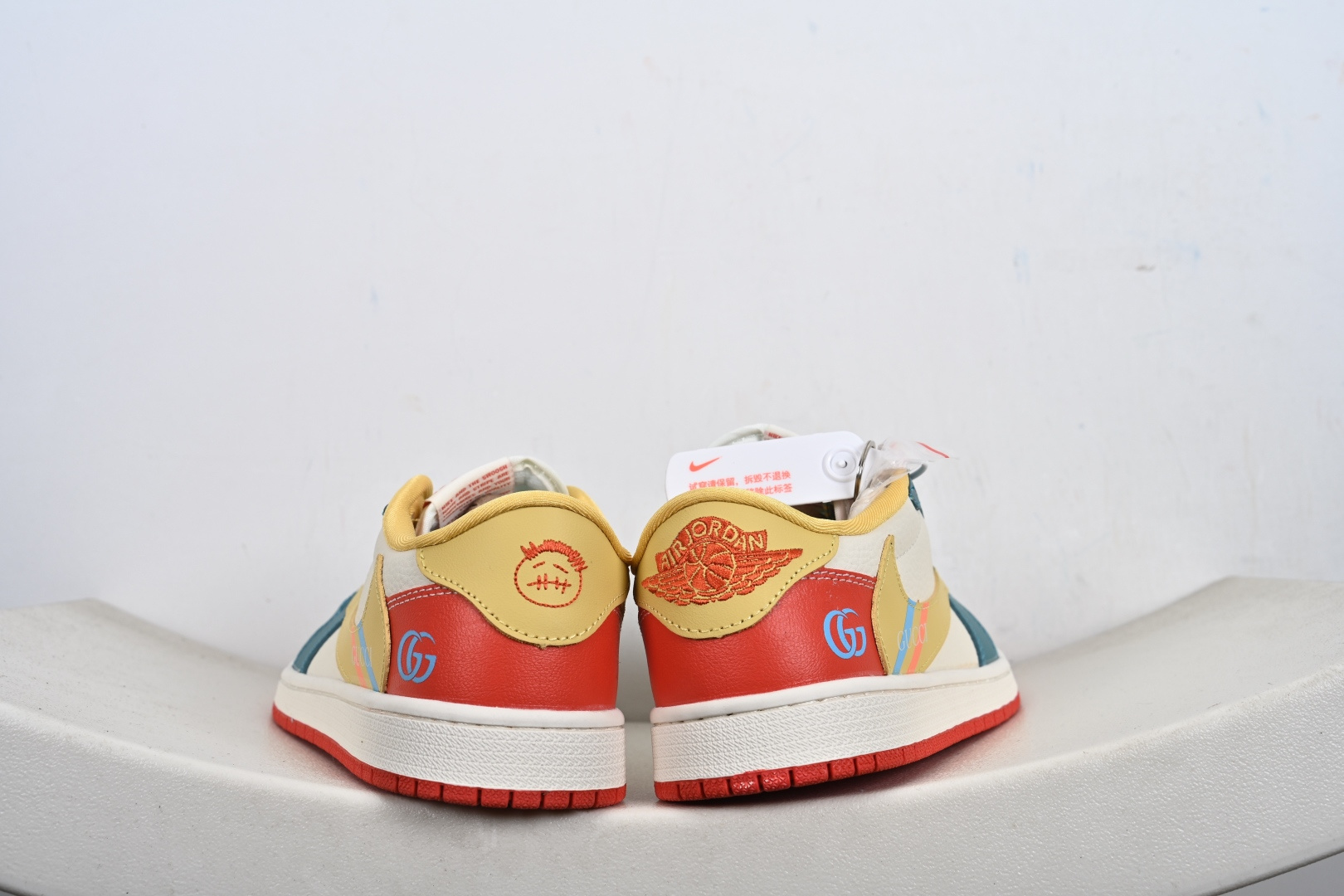 Gucci x Travis Scott x Air Jordan 1 Low AJ1 乔丹1代低帮倒钩古驰联名多彩拼接 XB1979-025