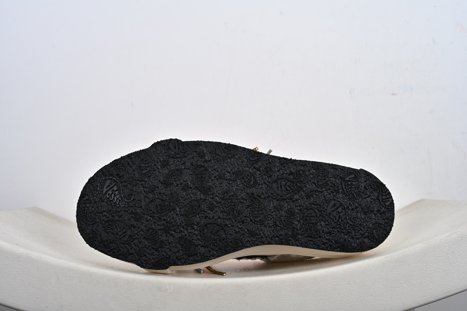 VESSEL｜雪花酥Snowflake厚底增高板鞋 用「雪花酥」灵感颠覆传统板鞋基因