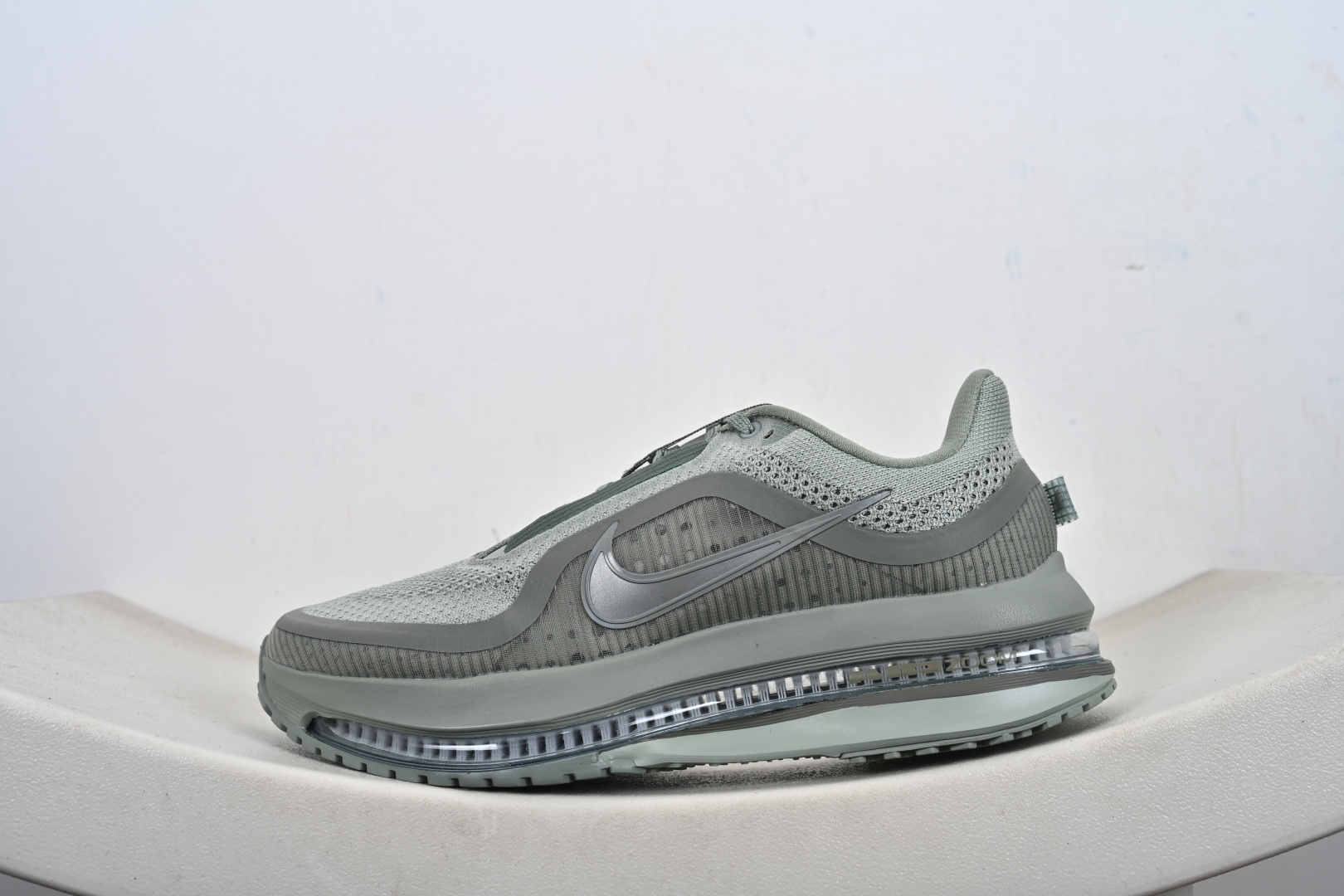 NIKE PEGASUS PREMIUM 耐克 新气款垫缓震休跑闲步鞋 Pegasus Premium HQ2592-300