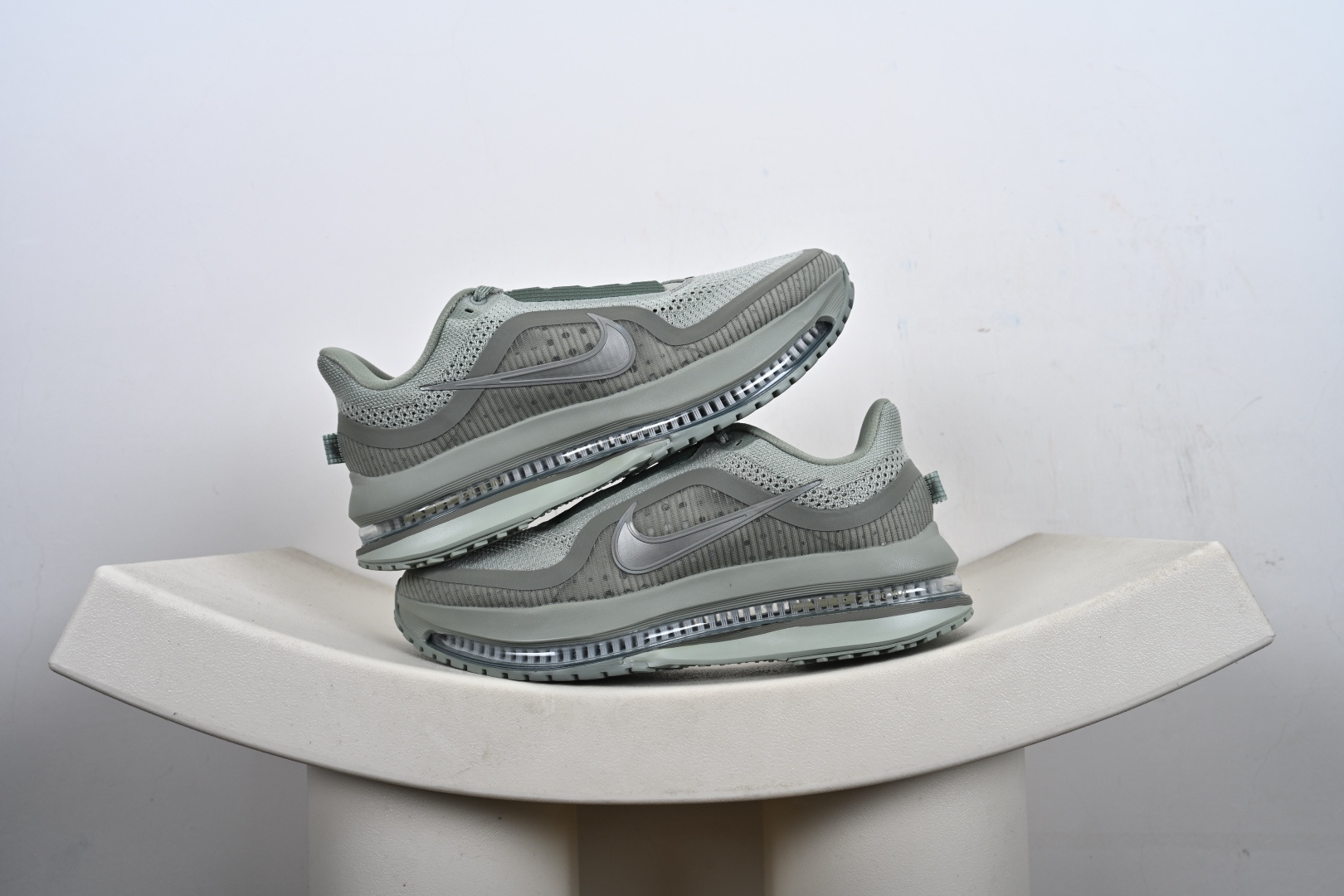 NIKE PEGASUS PREMIUM 耐克 新气款垫缓震休跑闲步鞋 Pegasus Premium HQ2592-300