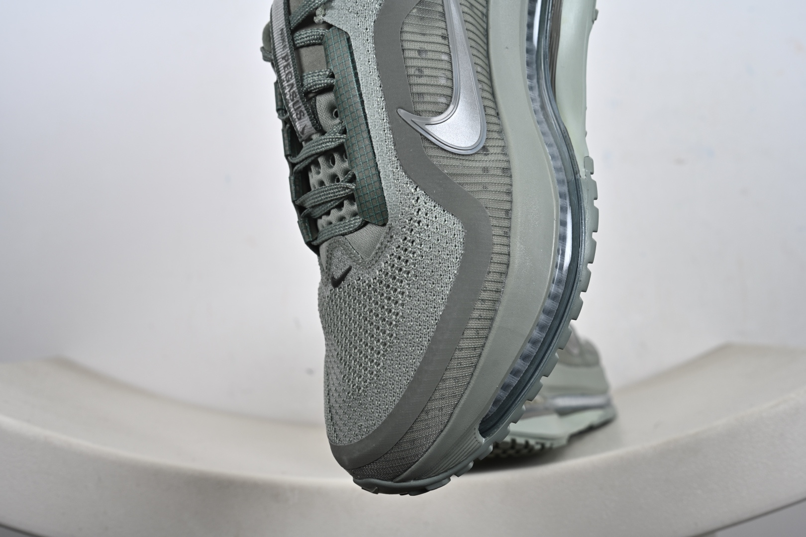 NIKE PEGASUS PREMIUM 耐克 新气款垫缓震休跑闲步鞋 Pegasus Premium HQ2592-300