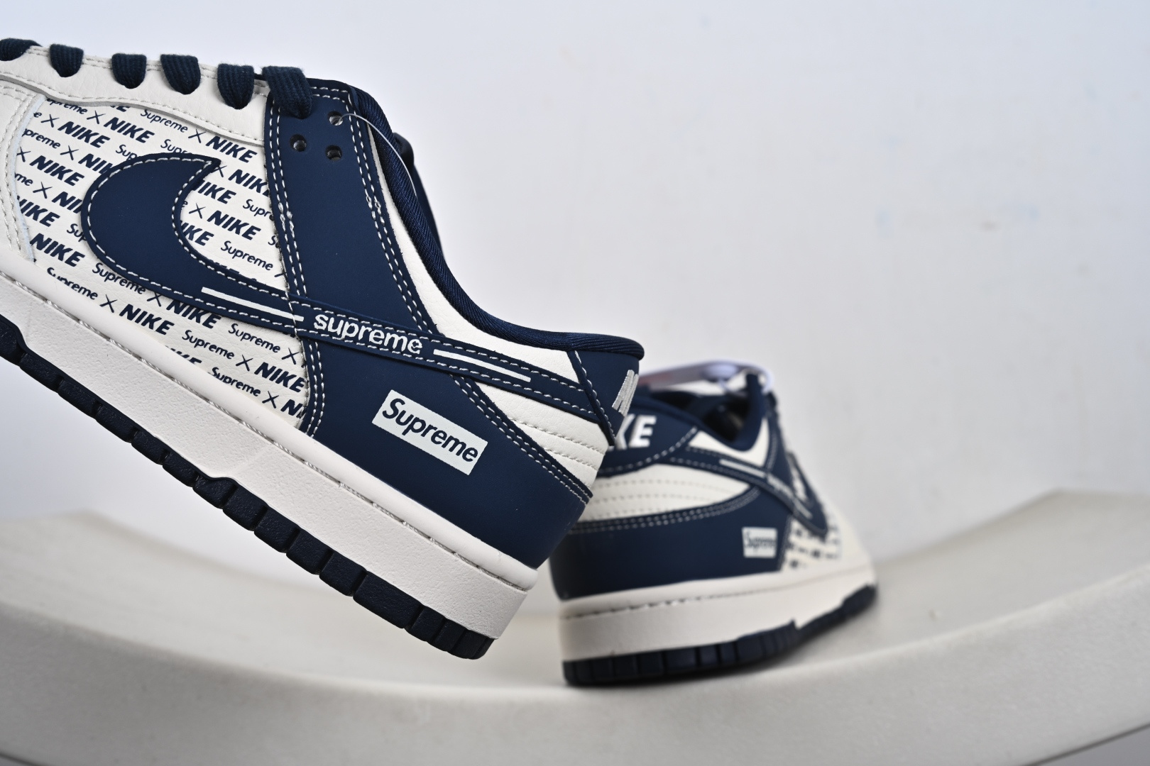 Nike SB Dunk Low Supreme联名 XD1588-238
