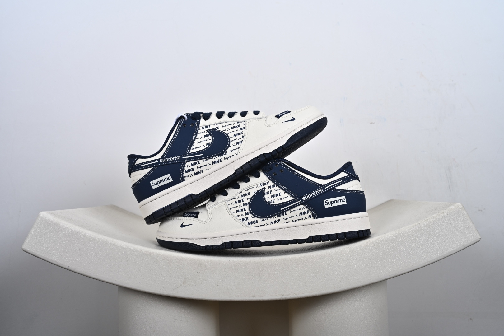 Nike SB Dunk Low Supreme联名 XD1588-238