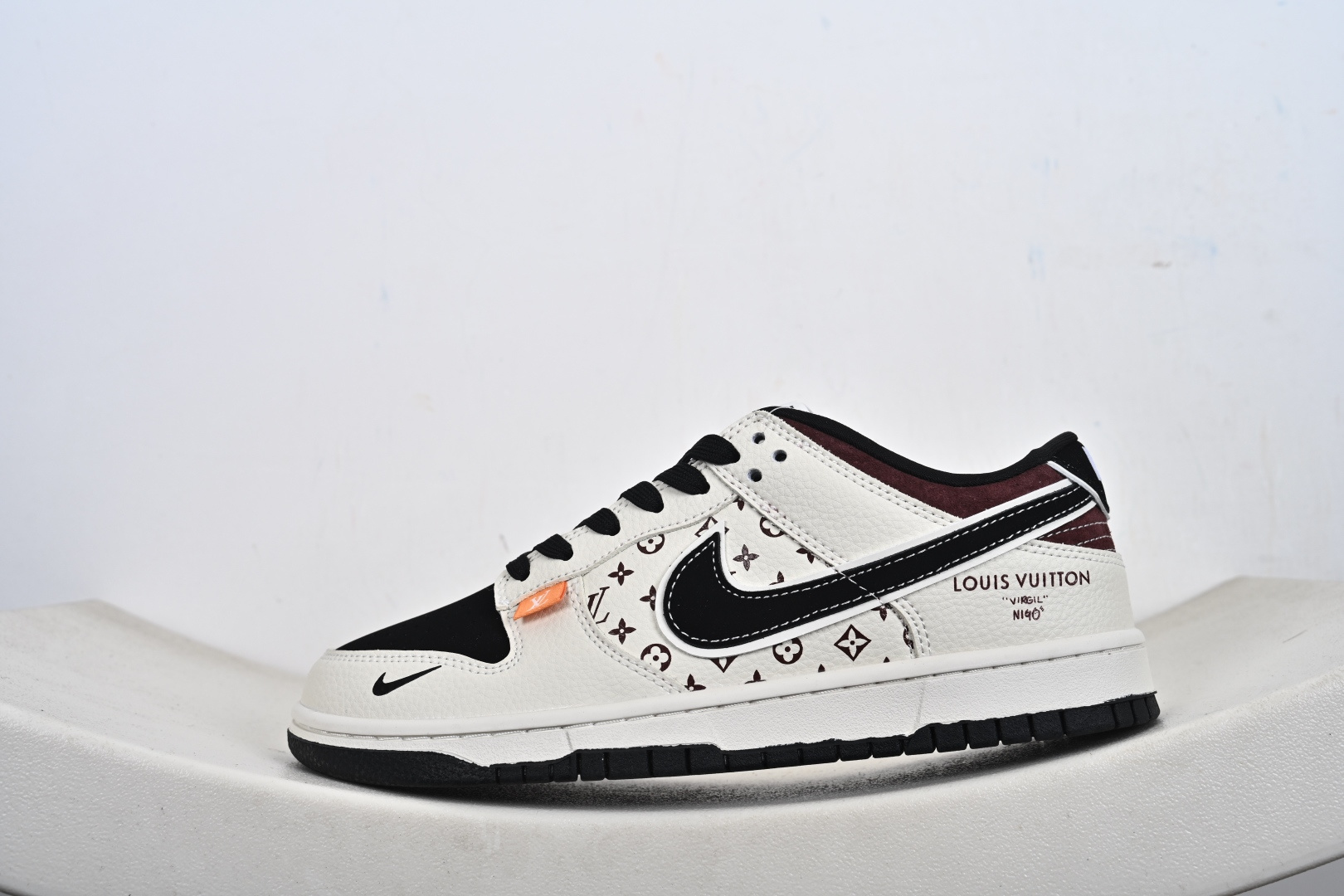 Nike SB Dunk Low LV联名 MN1688-105
