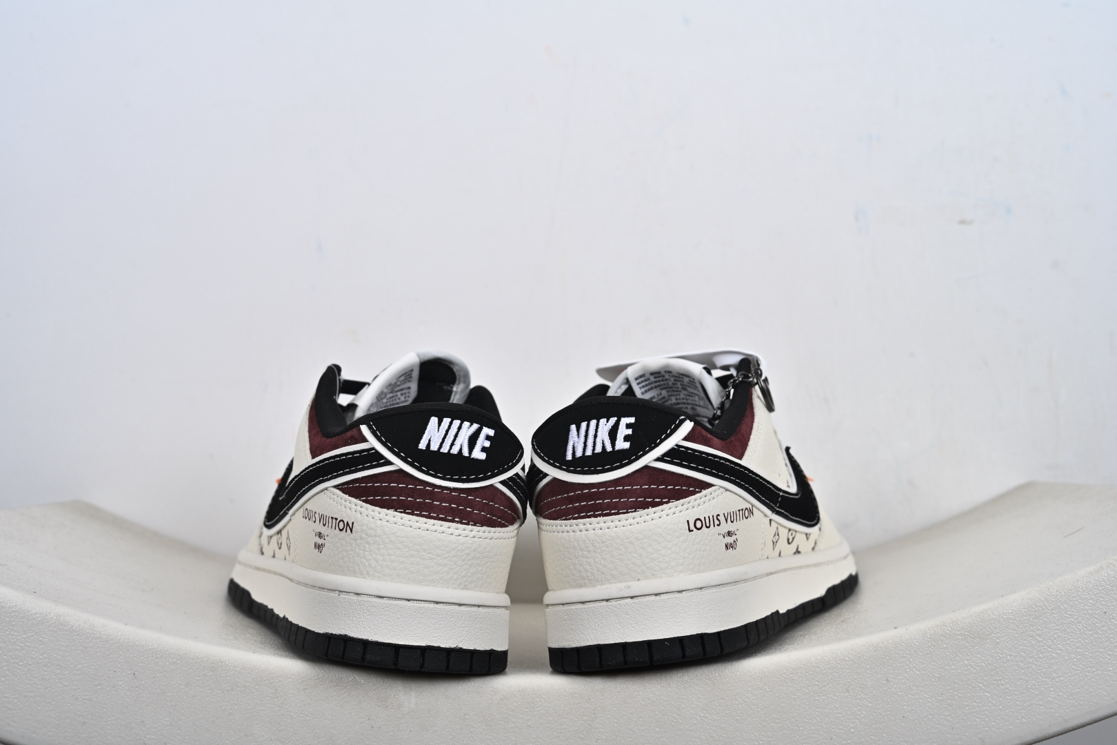 Nike SB Dunk Low LV联名 MN1688-105