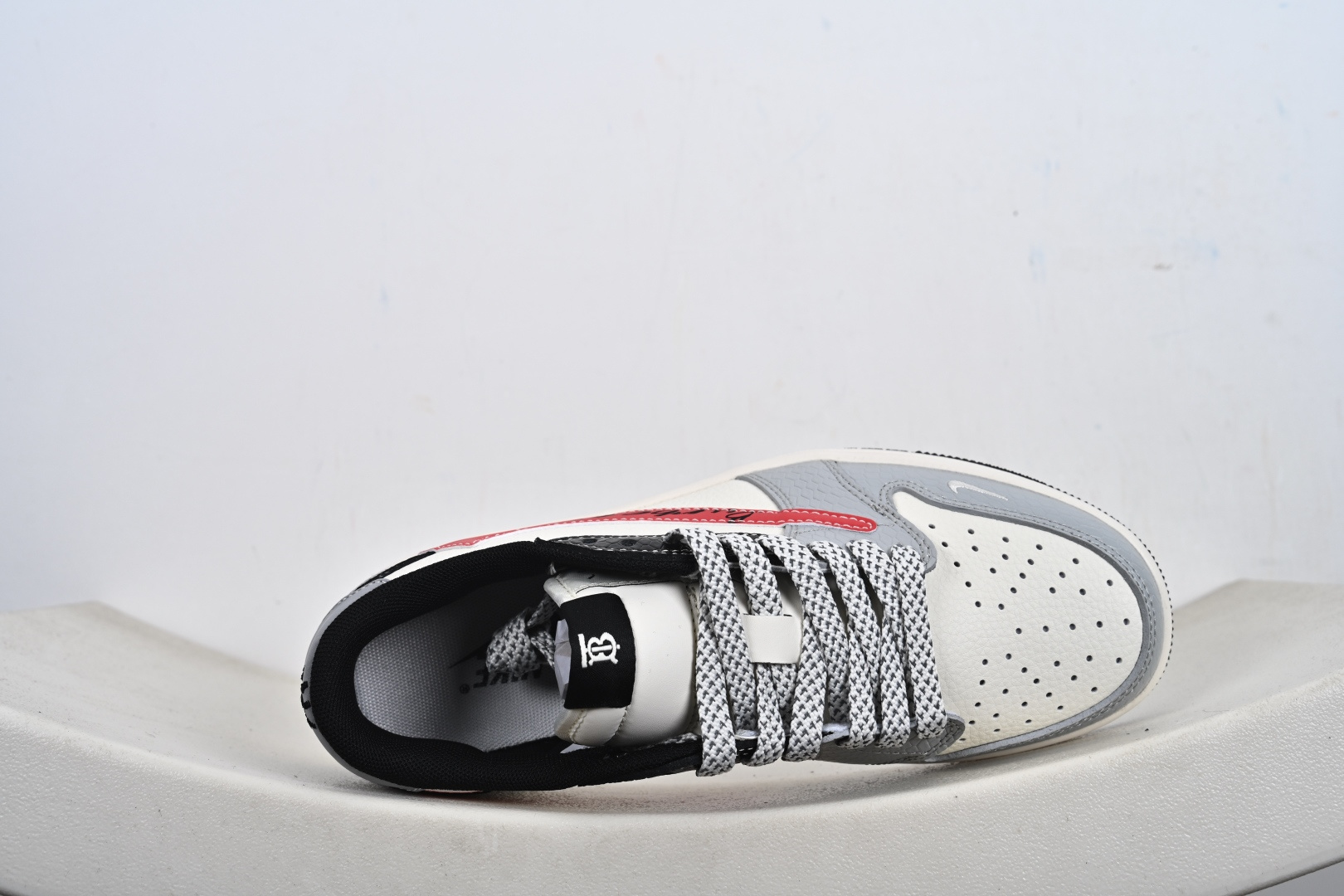 Fragment x Travis Scott x LV Air Jordan 1 Low 三方联名倒钩 HS1239-005