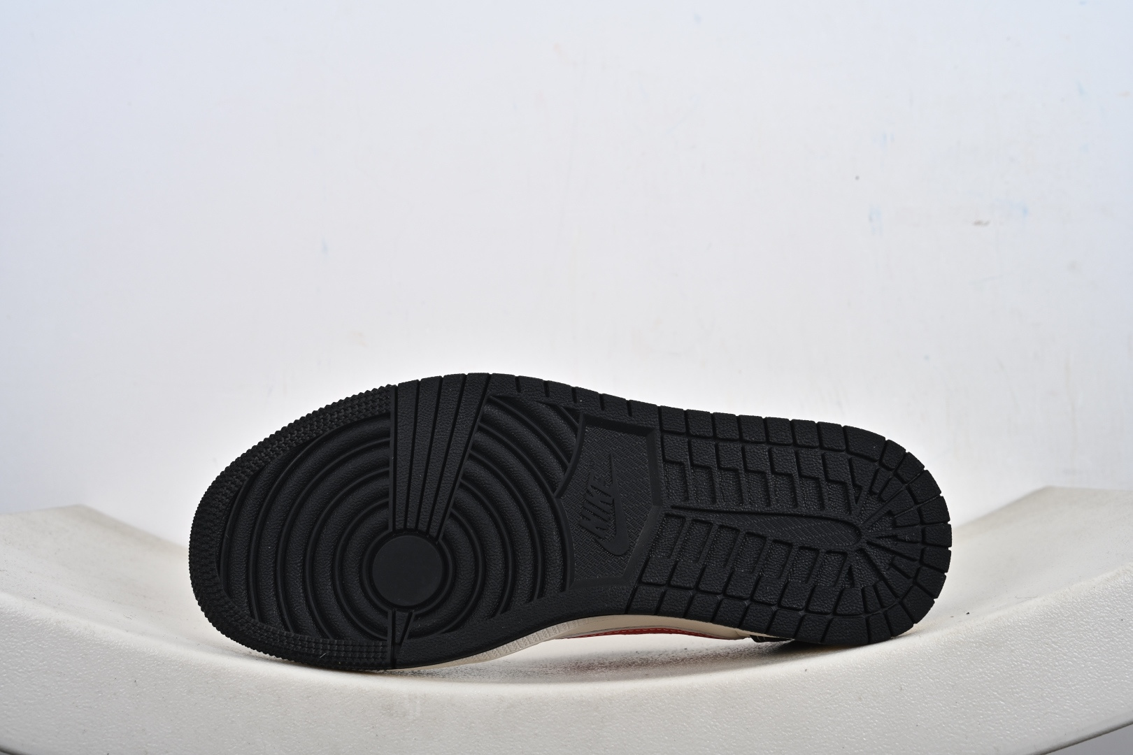 Fragment x Travis Scott x LV Air Jordan 1 Low 三方联名倒钩 HS1239-005