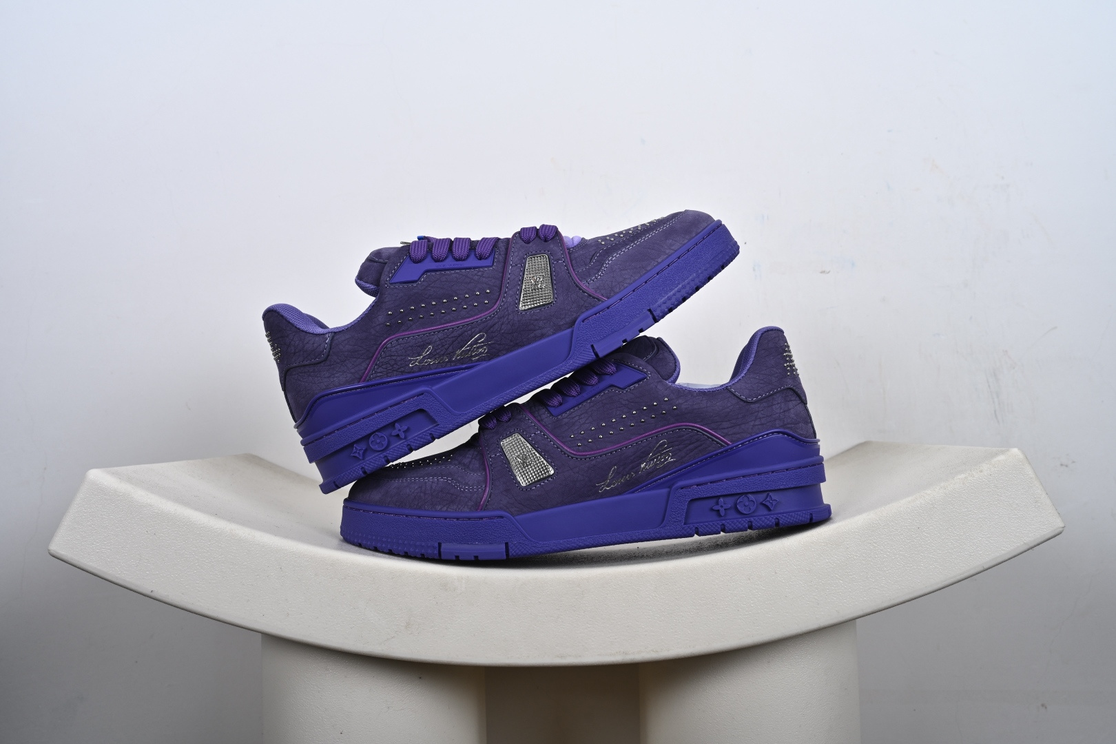 代购级别 Louis VuittTrainer 2021ss早春全新时装走秀运动鞋