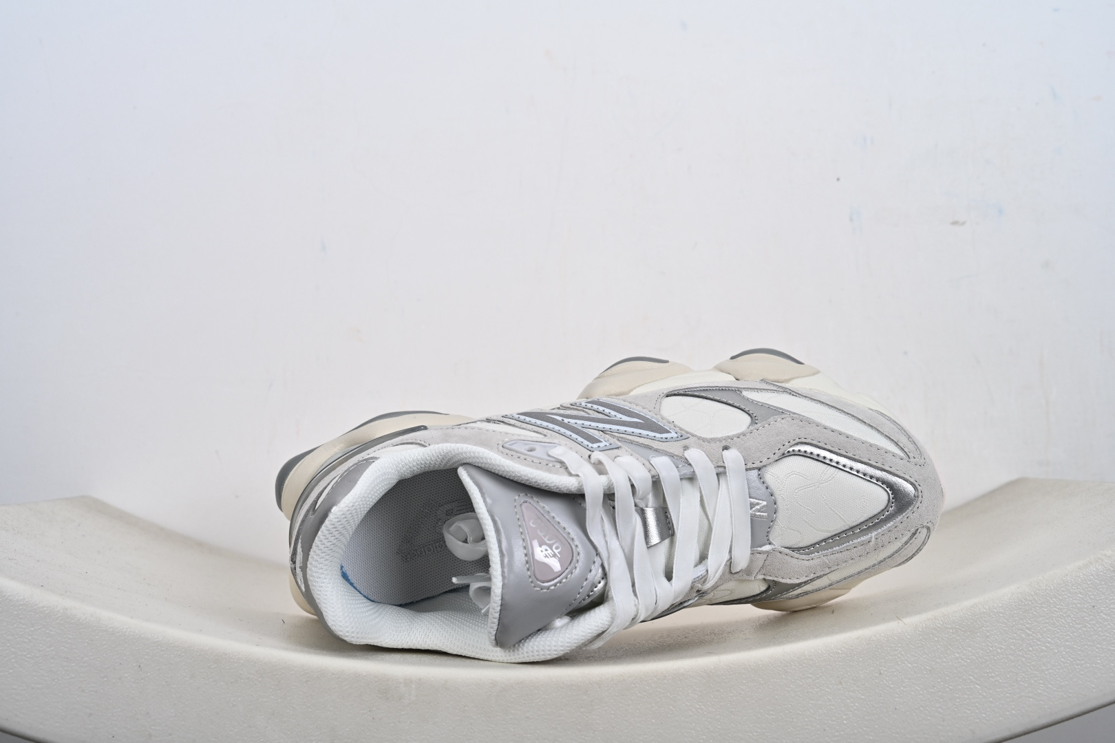 Joe Freshgoods x New Balance NB9060 联名款 复古休闲运动慢跑鞋 U9060JBD U9060DCG Joe Freshgoods x New Balance NB9060 联名款 复古休闲运动慢跑鞋 U9060JBD U9060DCG