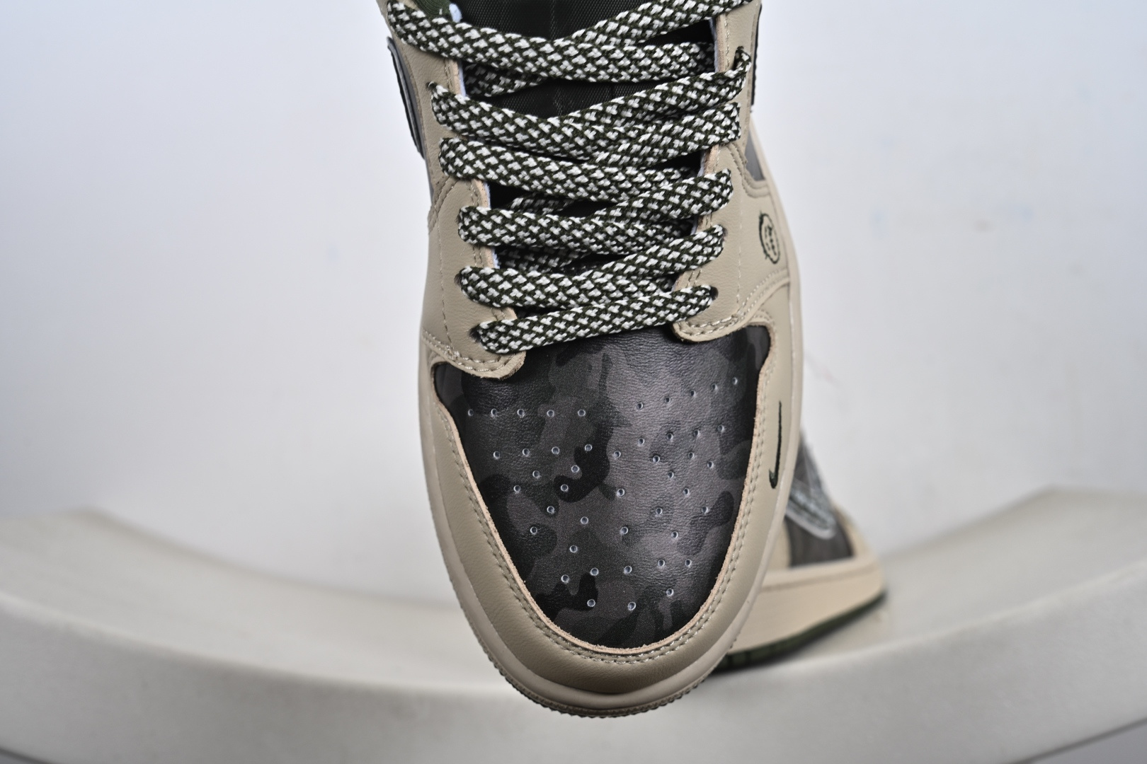 260 定制版Air Jordan 1 Low x 北面 x CDG 联名款 QG1988-017