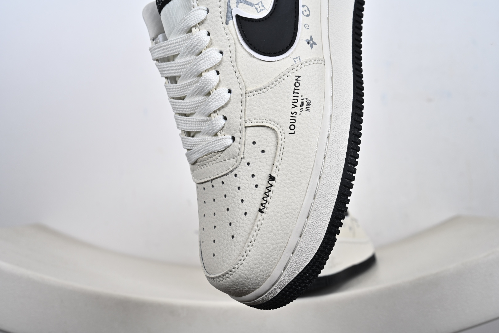 定制版Nike Air Force 1'07 Low 联名 车线米黑勾 空军一号低帮休闲板鞋 LD1999-001