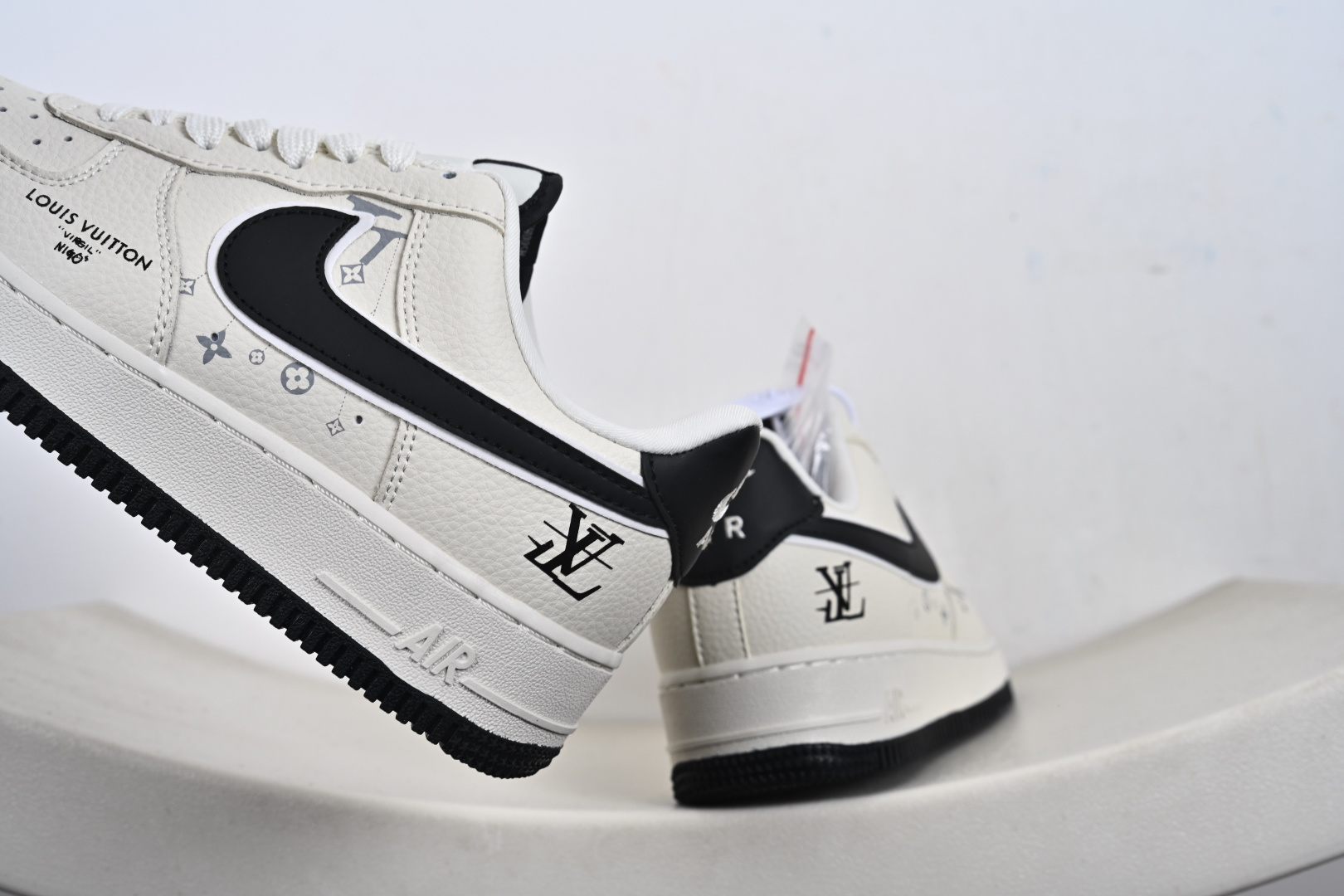 定制版Nike Air Force 1'07 Low 联名 车线米黑勾 空军一号低帮休闲板鞋 LD1999-001