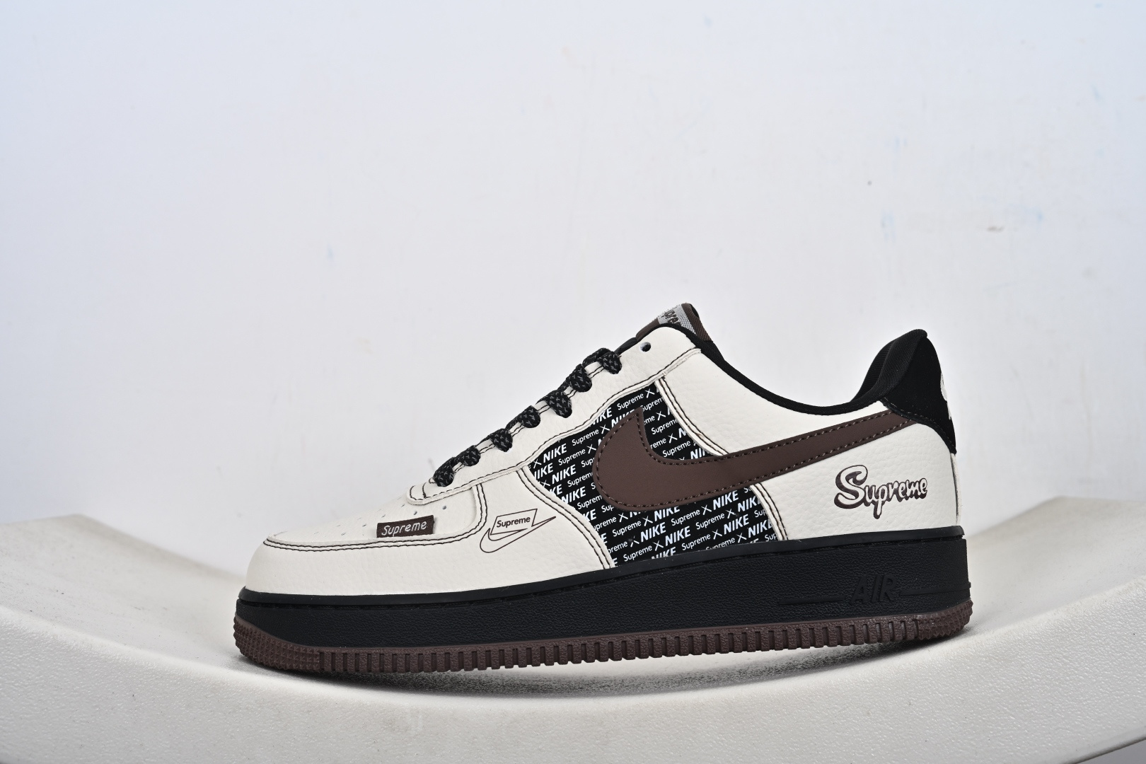 高端定制Nike Air Force 1 '07 Low “Superme联名------ 米白黑棕” 高端定制 低帮休闲板鞋 KD1688-004