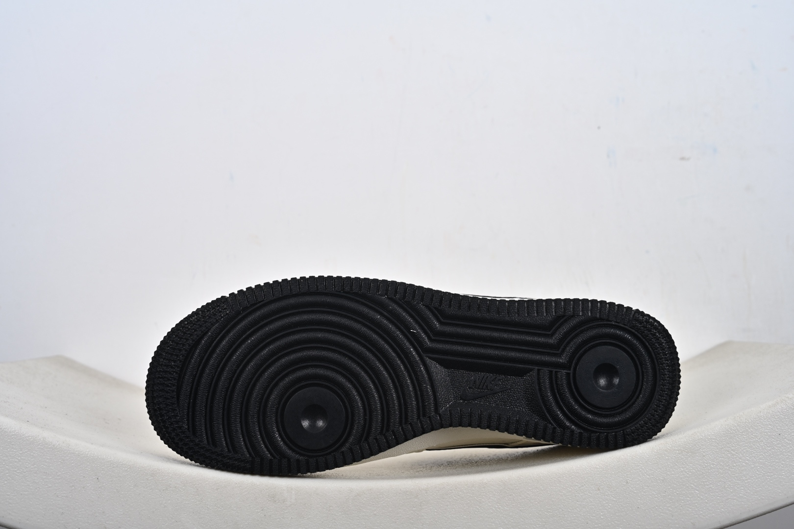 定制版Nike Air Force 1'07 Low 联名 车线米黑勾 空军一号低帮休闲板鞋 LD1999-001