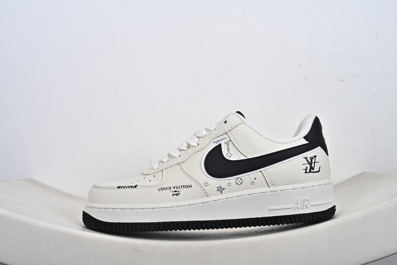定制版Nike Air Force 1'07 Low 联名 车线米黑勾 空军一号低帮休闲板鞋 LD1999-001