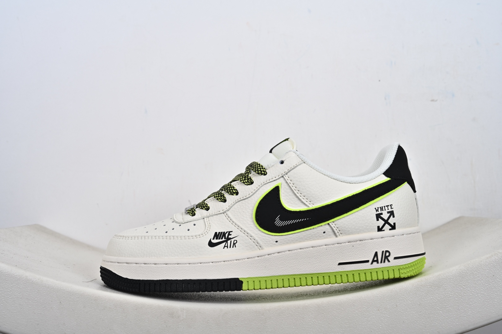 Nike Air Force 1 '07 Low “OFF-WHITE联名——双拼米黑绿”空军一号 低帮 运动鞋 休闲鞋 QW5836-023