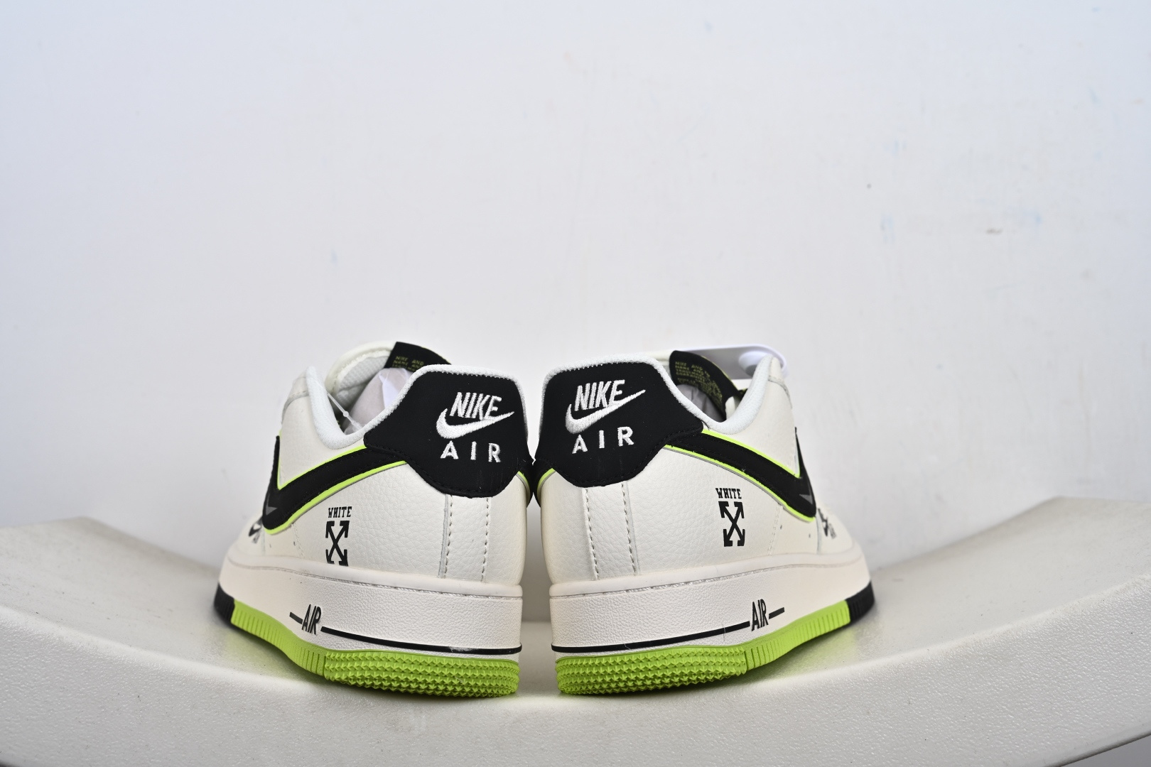 Nike Air Force 1 '07 Low “OFF-WHITE联名——双拼米黑绿”空军一号 低帮 运动鞋 休闲鞋 QW5836-023