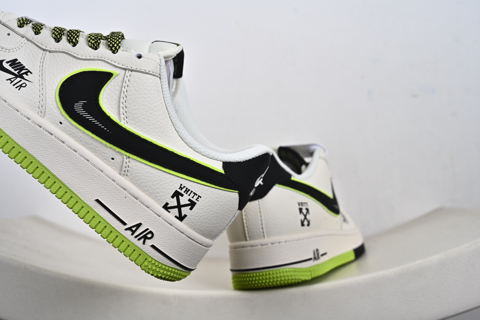 Nike Air Force 1 '07 Low “OFF-WHITE联名——双拼米黑绿”空军一号 低帮 运动鞋 休闲鞋 QW5836-023