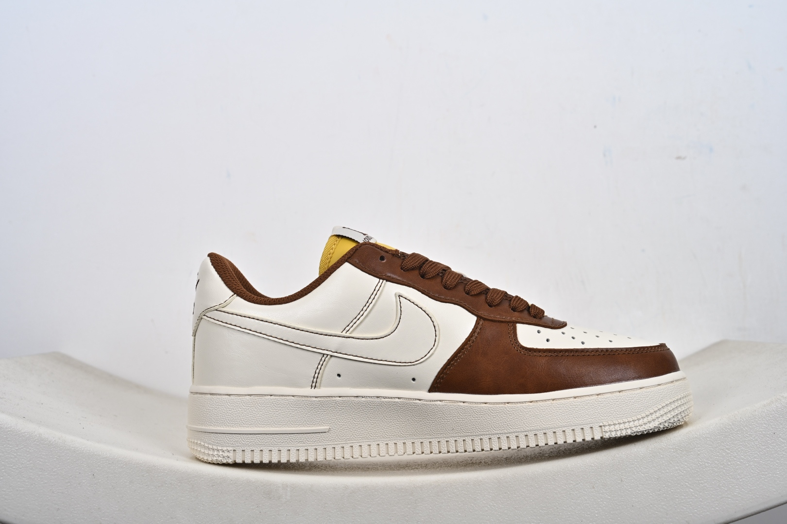 NIke Air Force 1 '07 Low “LV联名--奶白咖棕” 空军一号低帮 IH1817-800