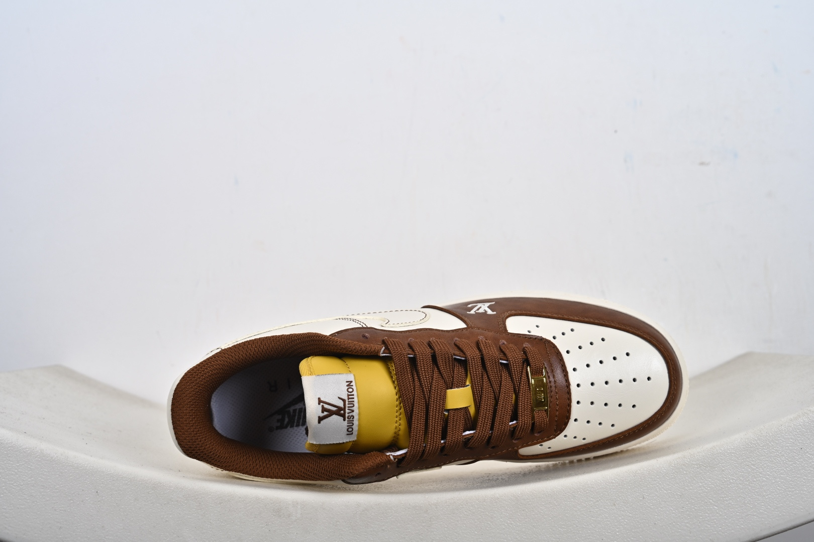 NIke Air Force 1 '07 Low “LV联名--奶白咖棕” 空军一号低帮 IH1817-800