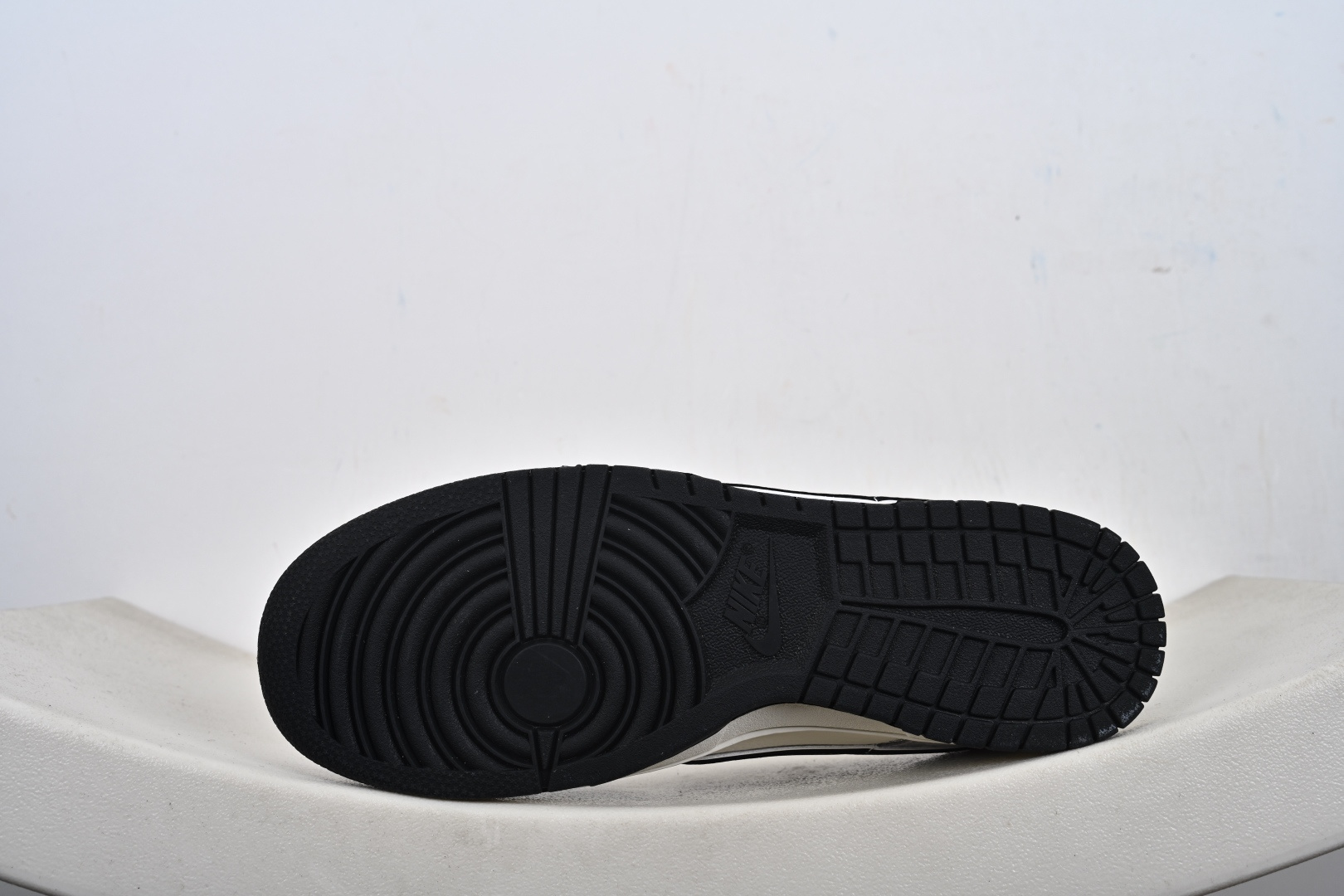 260 定制版Nike Dunk Low Retro 北面联名 周年高端定制 低帮休闲板鞋 DN3168-010-Chinese UA Cheap High Quatity Brand Clothes Bags handbags Sneakers wholesale wholesaler seller from China Factory suppliers Fashion Clothing Shoes best Quality Beautiful Price 260 定制版Nike Dunk Low Retro 北面联名 周年高端定制 低帮休闲板鞋 DN3168-010