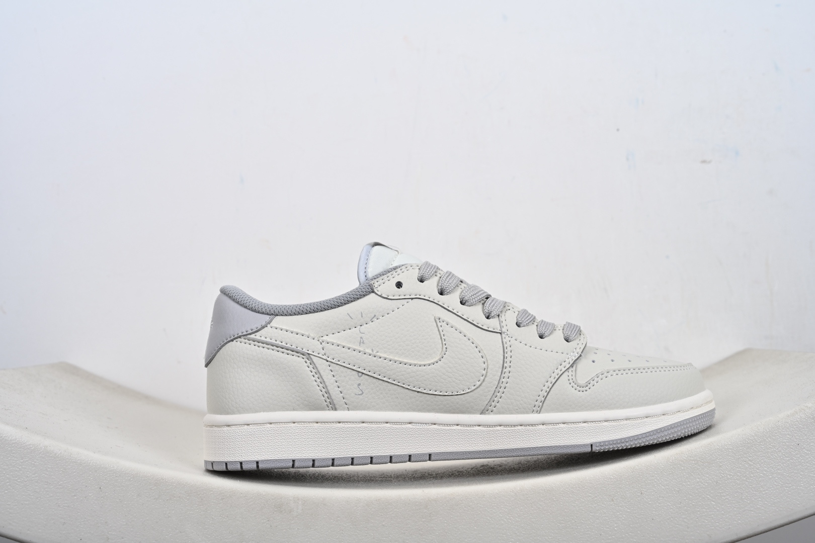 高端定制 Fragment design x Jordan 1 Low 闪电联名 倒勾低帮休闲版本 LK1099-062