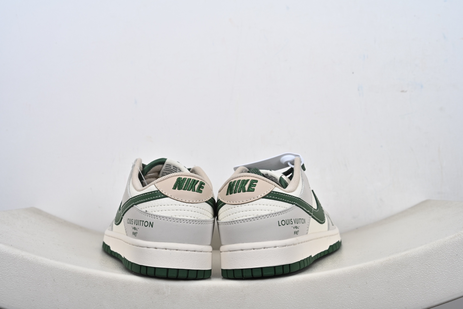 定制版Nike SB Dunk Low LV联名 米灰军绿 周年高端定制 低帮休闲板鞋 JP1628-001