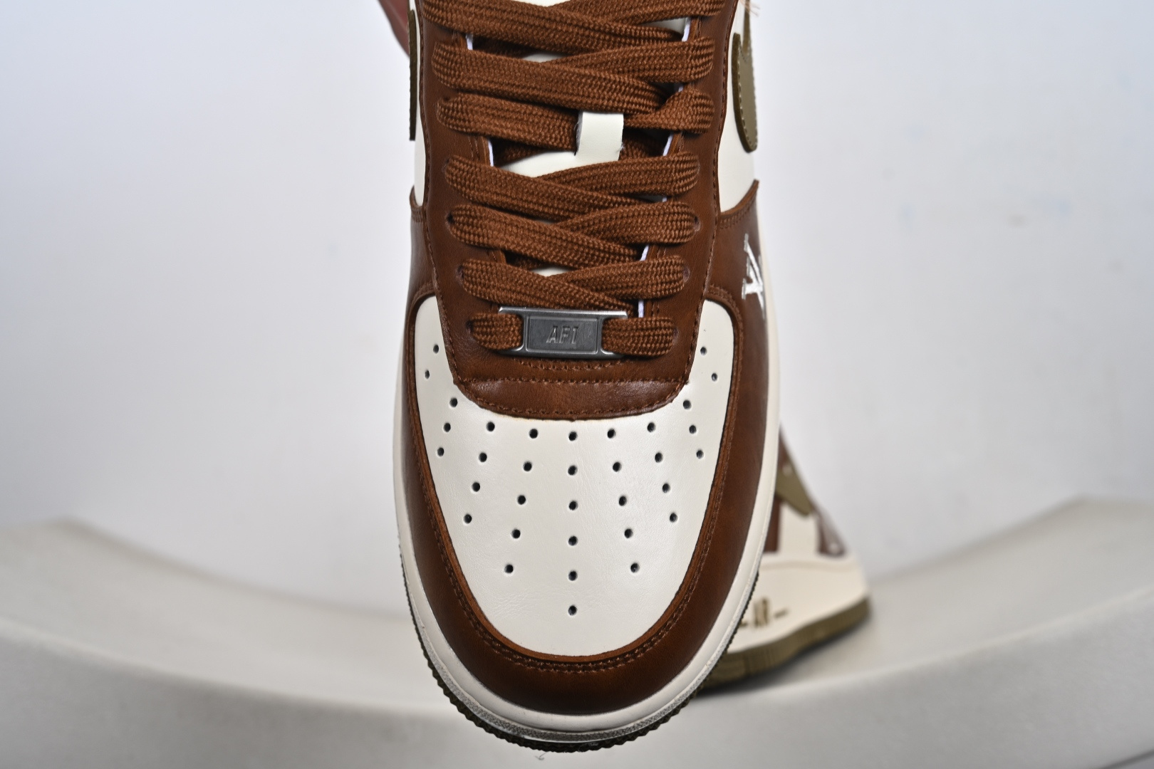 定制版Nike Air Force 1'07 Low 联名 白棕摩卡 空军一号低帮休闲板鞋 NH0601-590