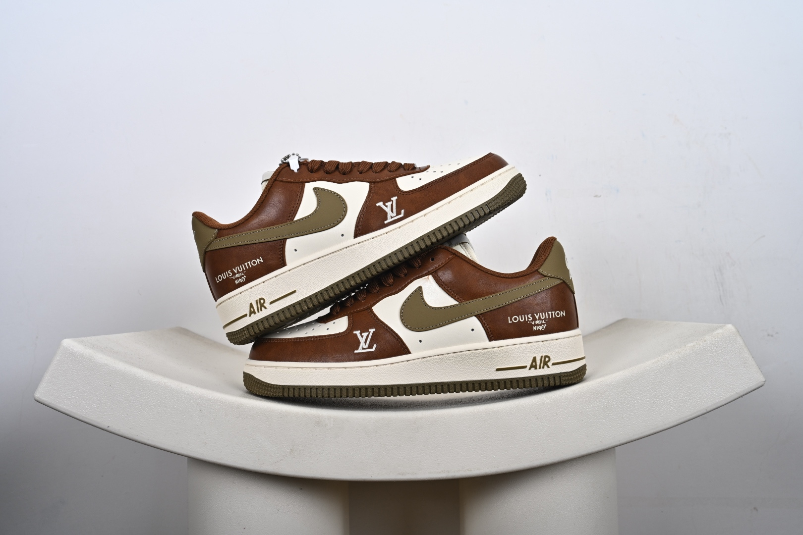 定制版Nike Air Force 1’07 Low 联名 白棕摩卡 空军一号低帮休闲板鞋 NH0601-590