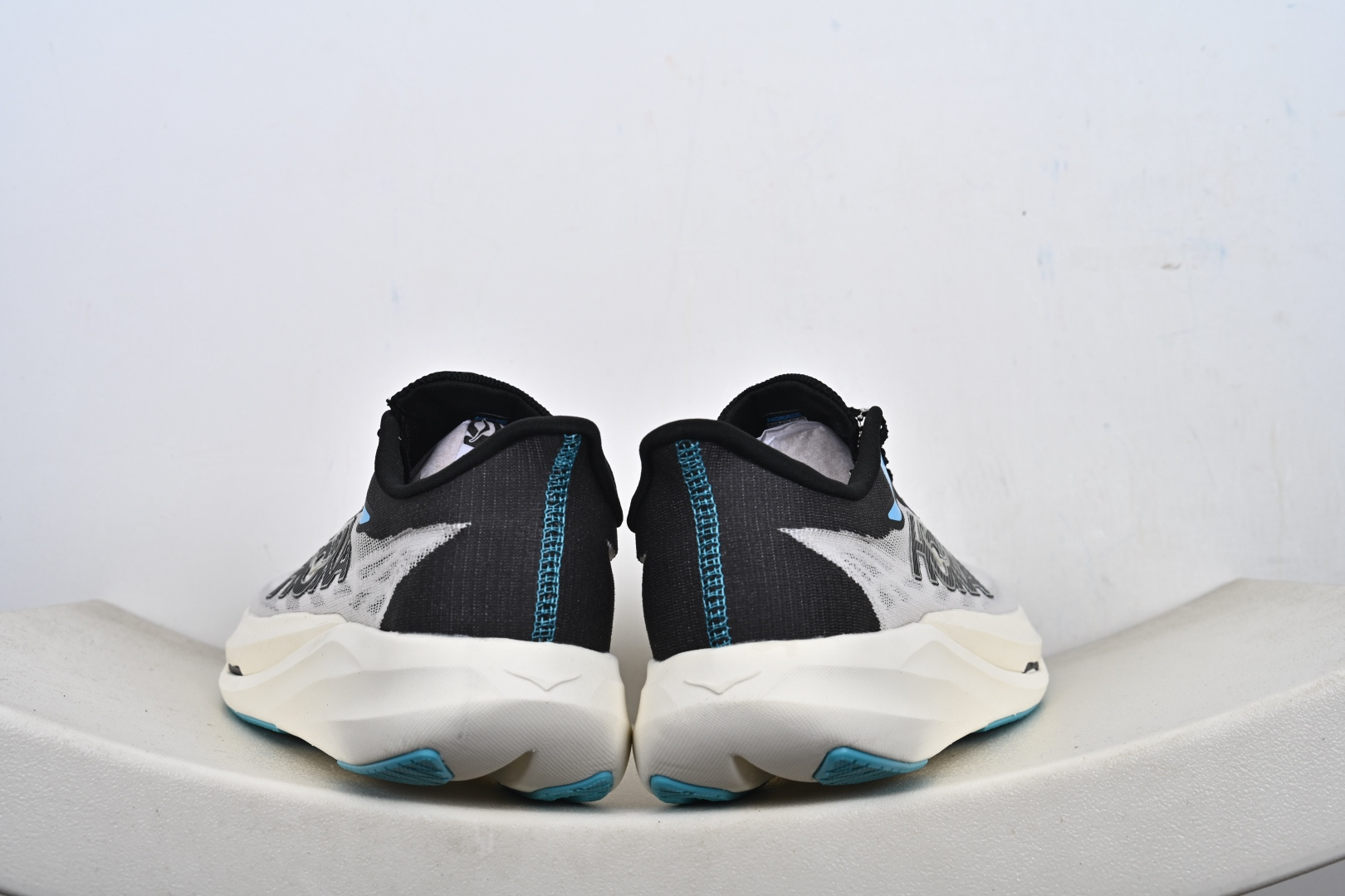 Hoka One One U ROCKET X 3 竞速系列 1168724/WBLC