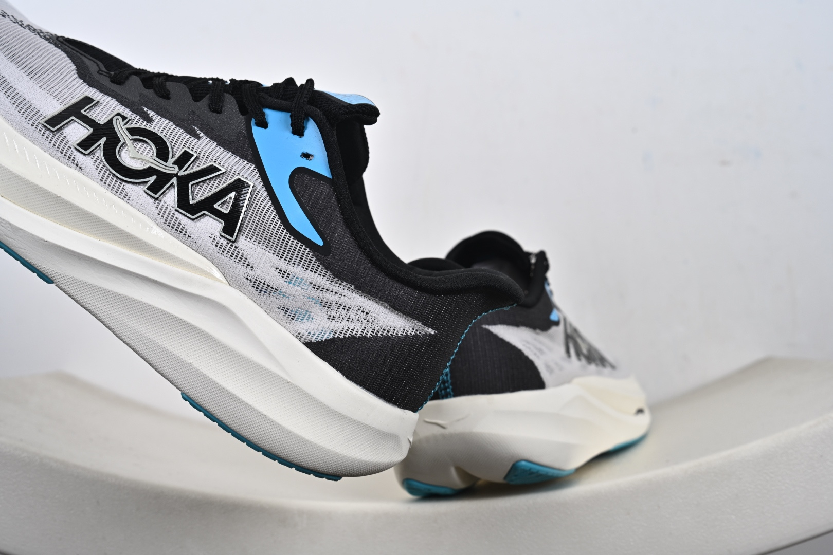 Hoka One One U ROCKET X 3 竞速系列 1168724/WBLC