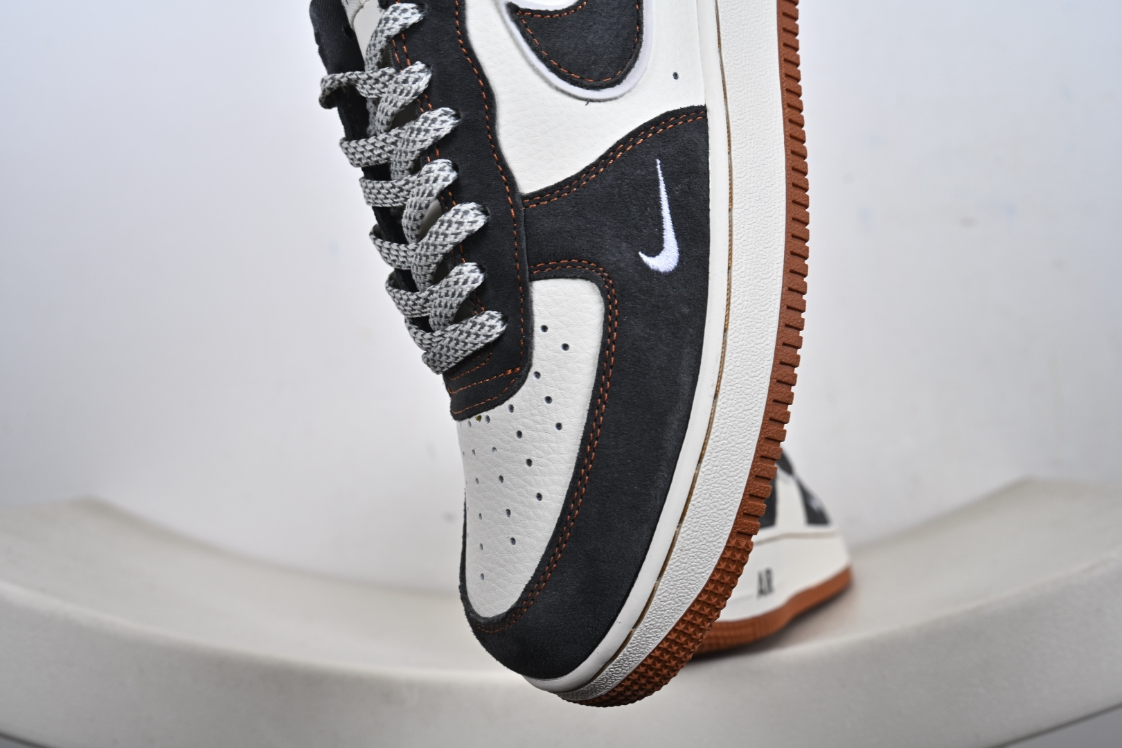 定制版NK Air Force 1 '07 Low 空军一号低帮 运动鞋 SS1979-005 定制版NK Air Force 1 '07 Low 空军一号低帮 运动鞋 SS1979-005