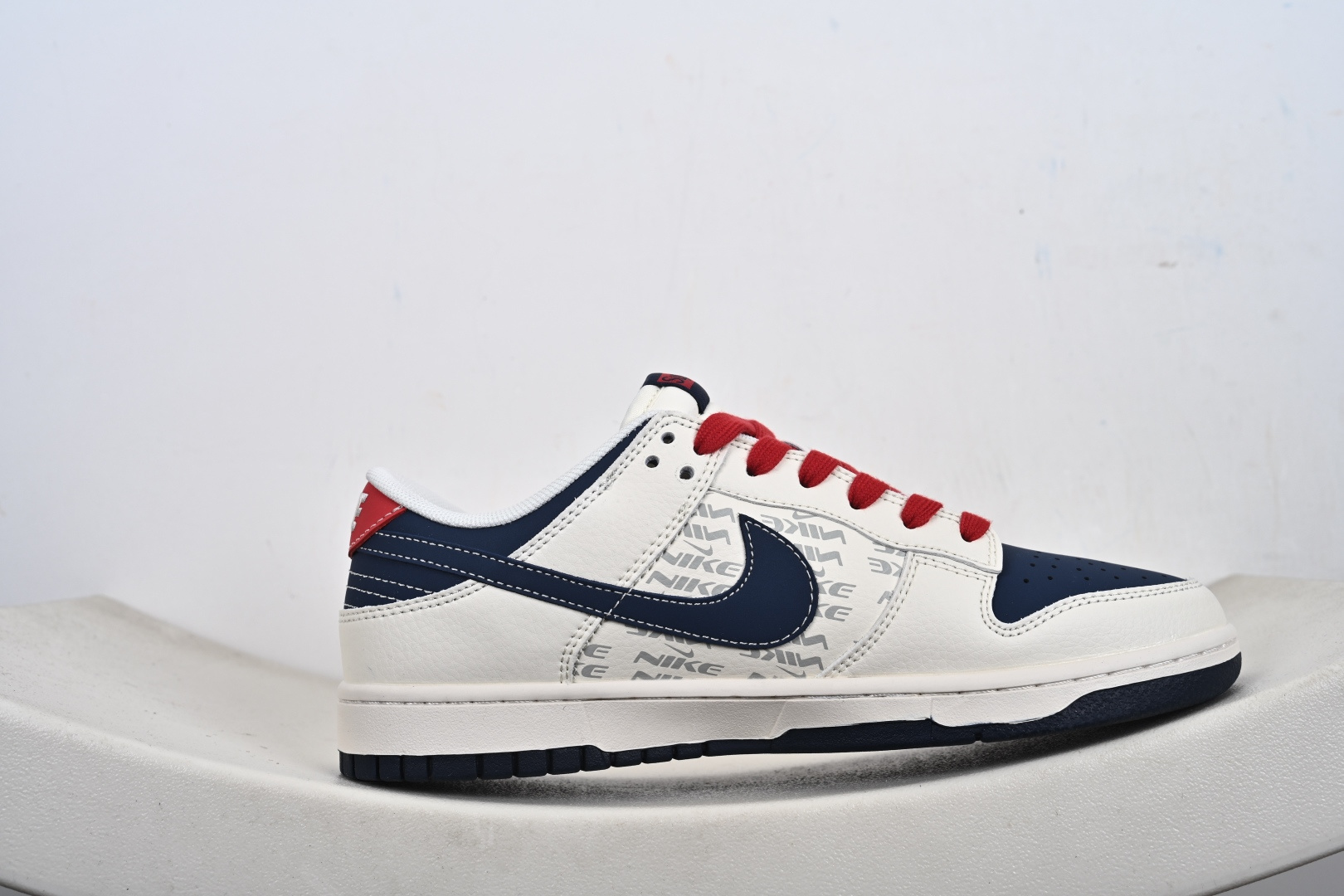 高端定制Air Jordan 1 Low AJ1 乔1 “Superme联名---米白蓝红”高端定制 低帮复古篮球鞋 XD1588-241