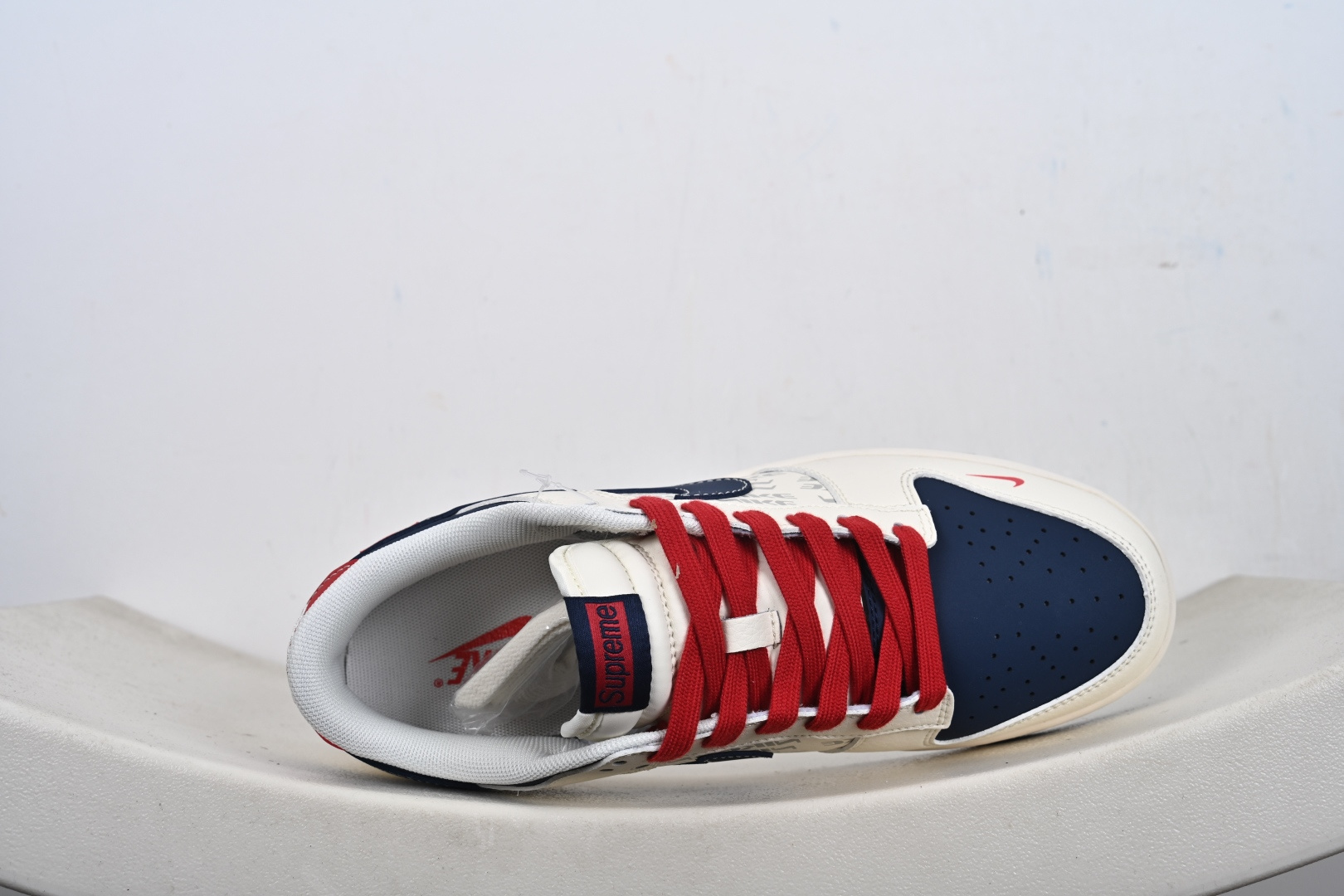 高端定制Air Jordan 1 Low AJ1 乔1 “Superme联名---米白蓝红”高端定制 低帮复古篮球鞋 XD1588-241