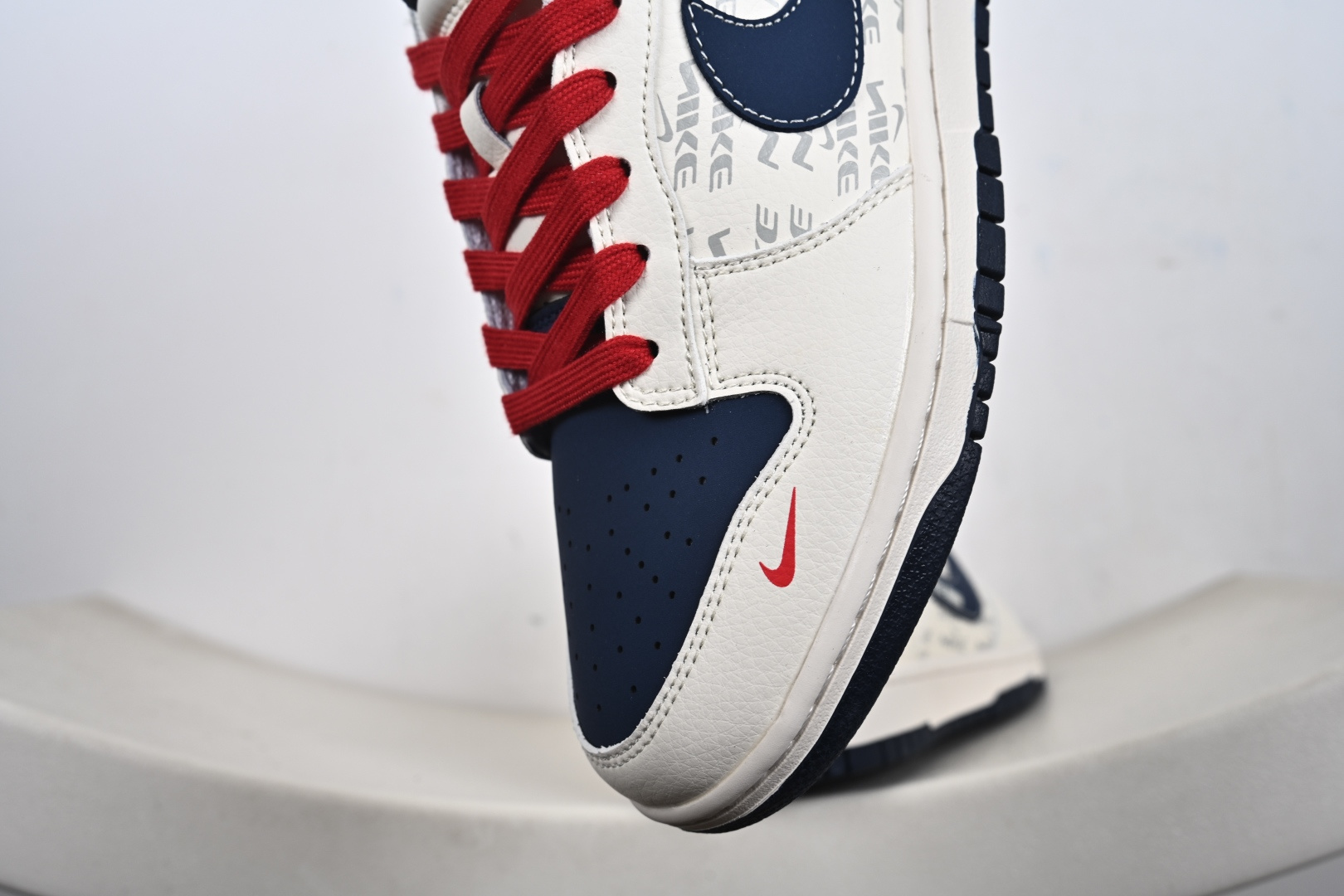 高端定制Air Jordan 1 Low AJ1 乔1 “Superme联名---米白蓝红”高端定制 低帮复古篮球鞋 XD1588-241