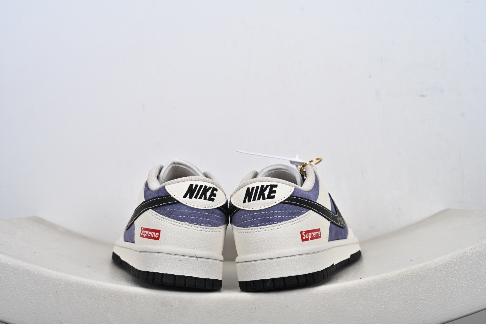 Nike SB Dunk Low 马年限定 DN3168-015